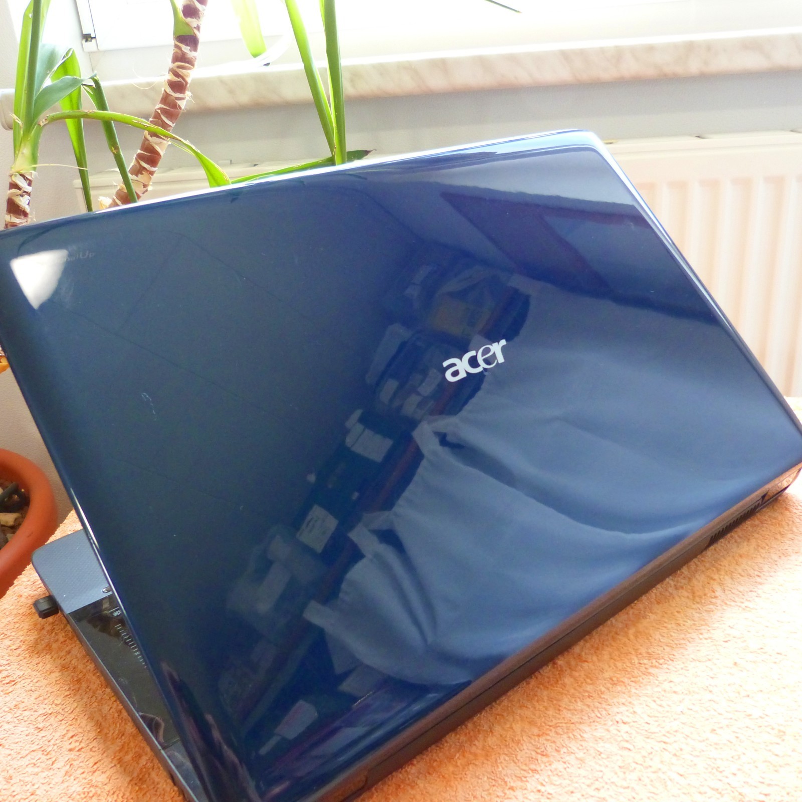 Acer 8530 Cinema Monster 18″ HDPLUS GEMSTONE I 1TB SSD Windows 10 PRO 4GB RAM