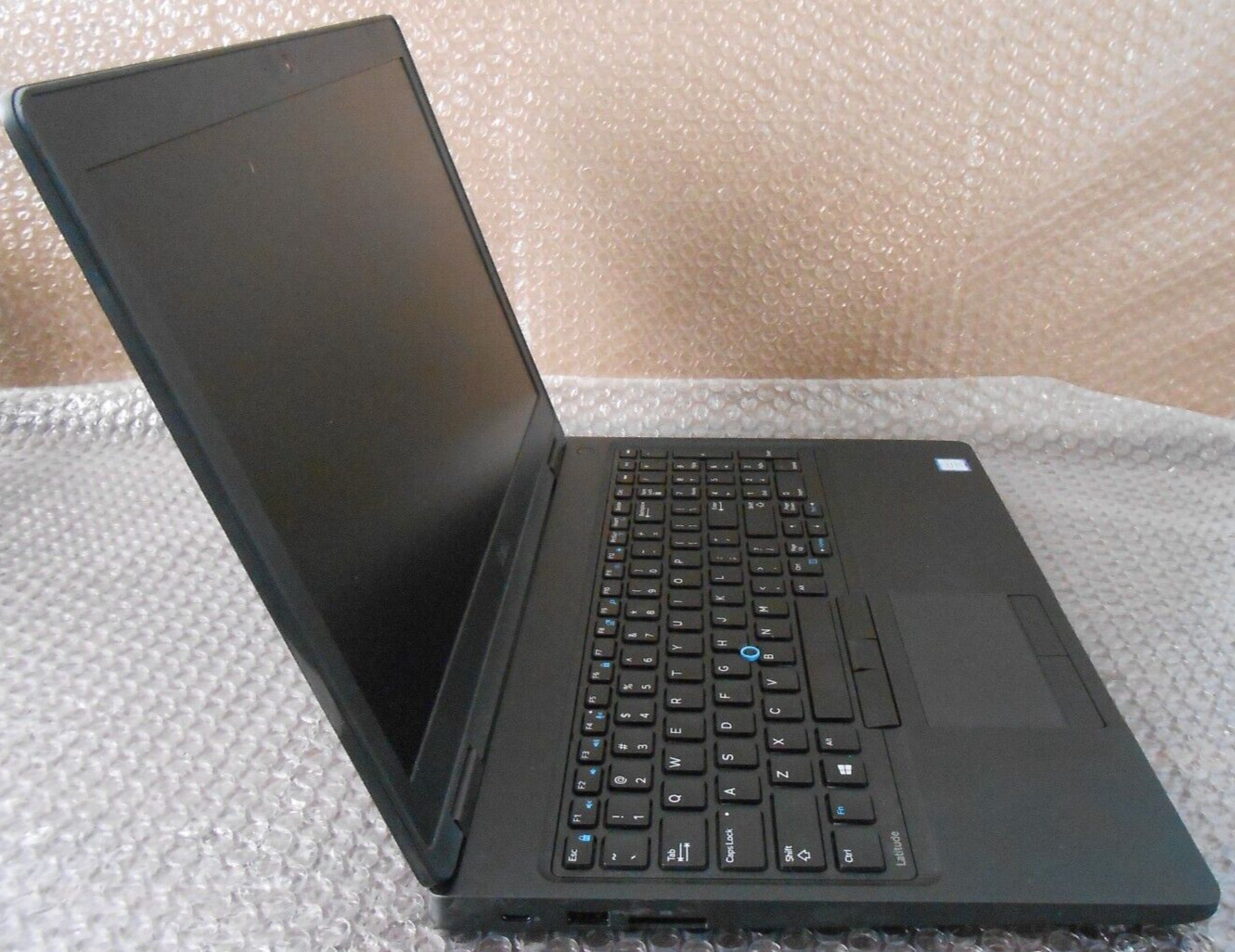 Dell Latitude 5580 15.6″ Intel i7 8gb 256SSD Windows 10 Pro