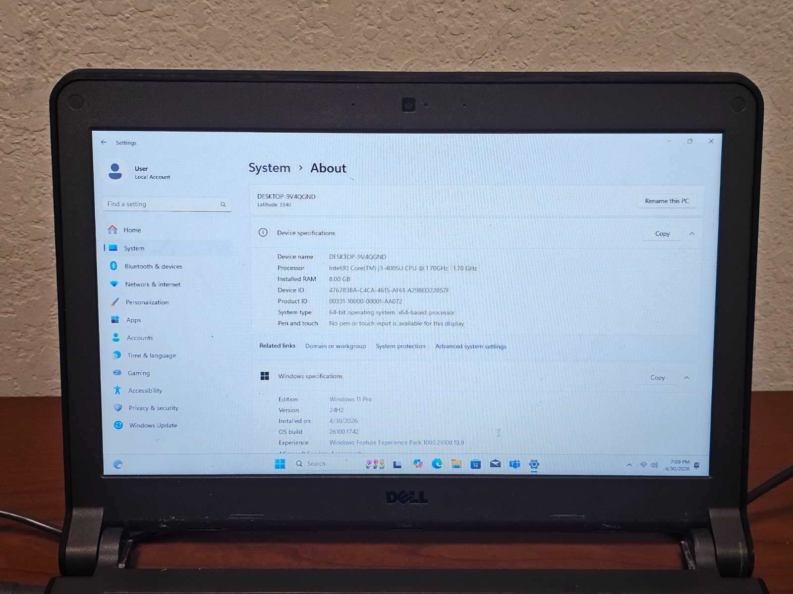 DELL Latitude 3340 Laptop (13.3″, i3-4005U, 8 GB/128 GB SSD, Win11) – READ!