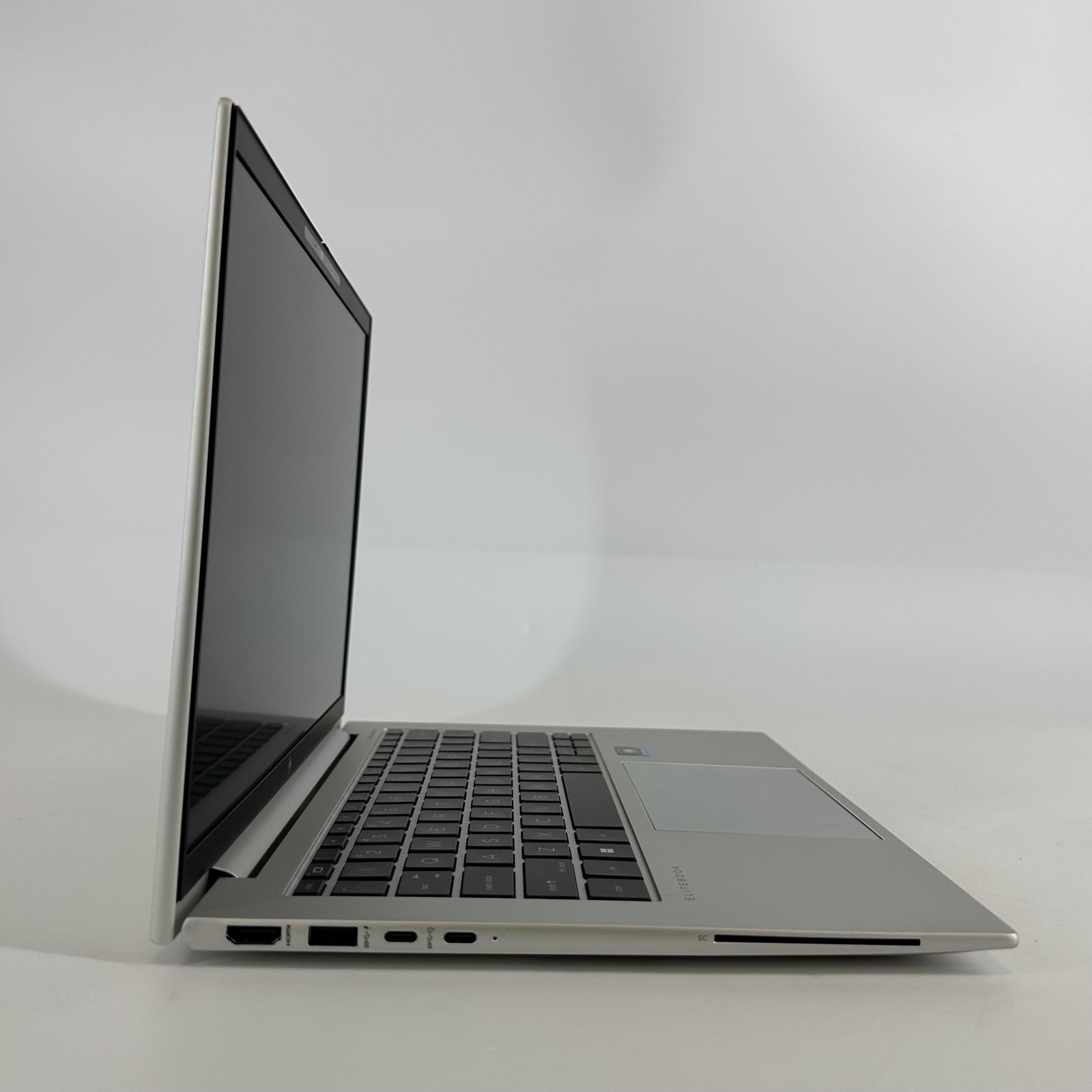 HP Elitebook 845 G9 14 FHD+ 2.7 GHz Ryzen 7 PRO 6850U 16GB 512GB SSD Very Good