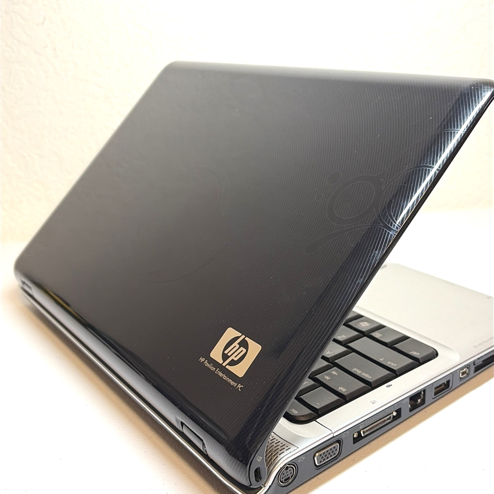 HP Pavilion DV2500 14.1-inch AMD Turion Nvidia Laptop Windows DVD Vista No HDD
