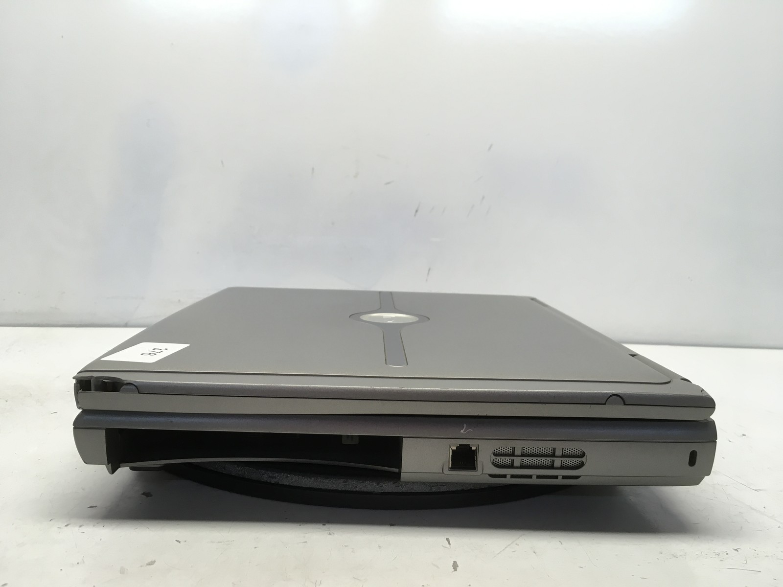 Dell Inspiron 1150 Intel Celeron 2.4GHz 1536 MB NO HDD No Batt