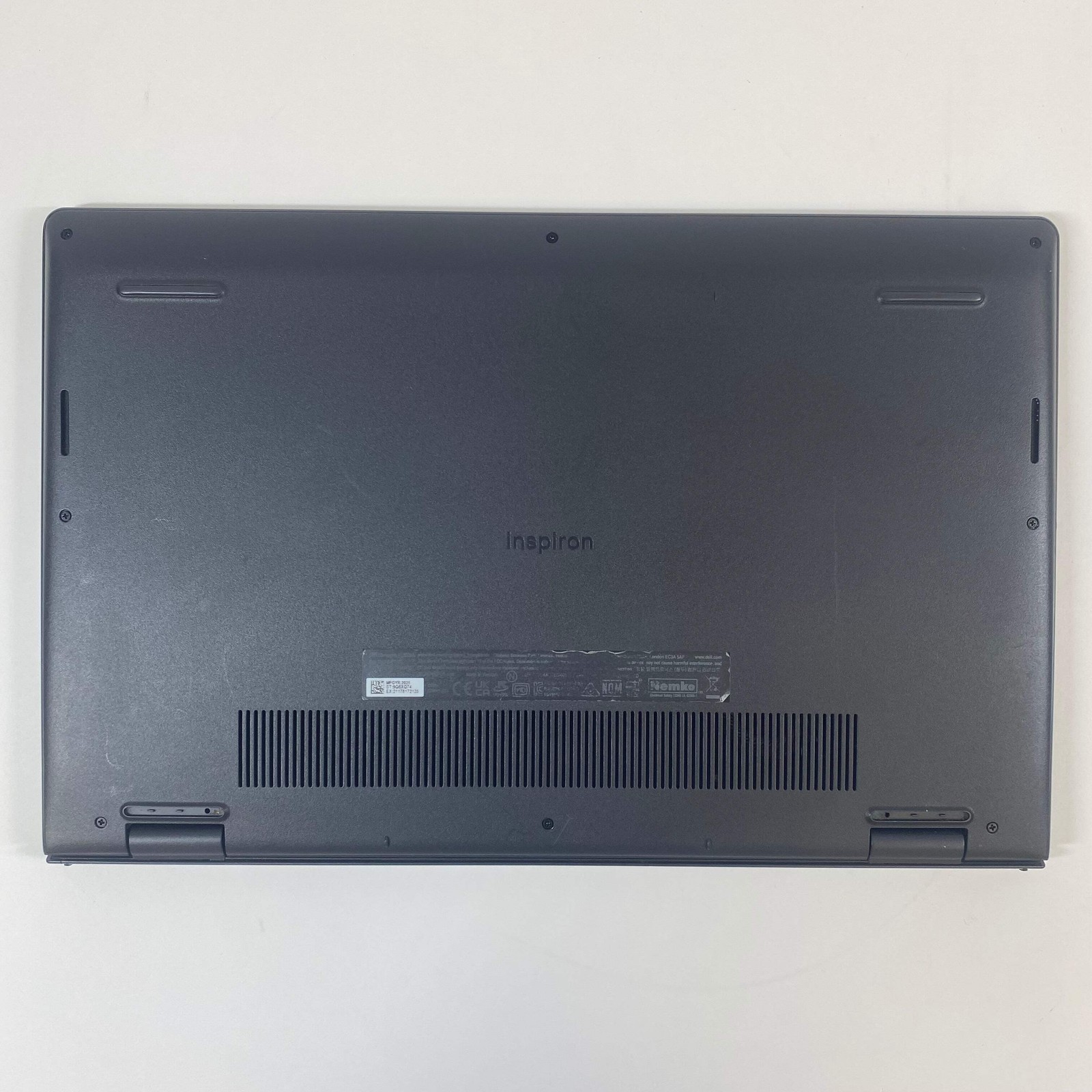 Dell Inspiron 3520 15.6″ i3-1215U 1.2GHz 8GB RAM 256GB SSD