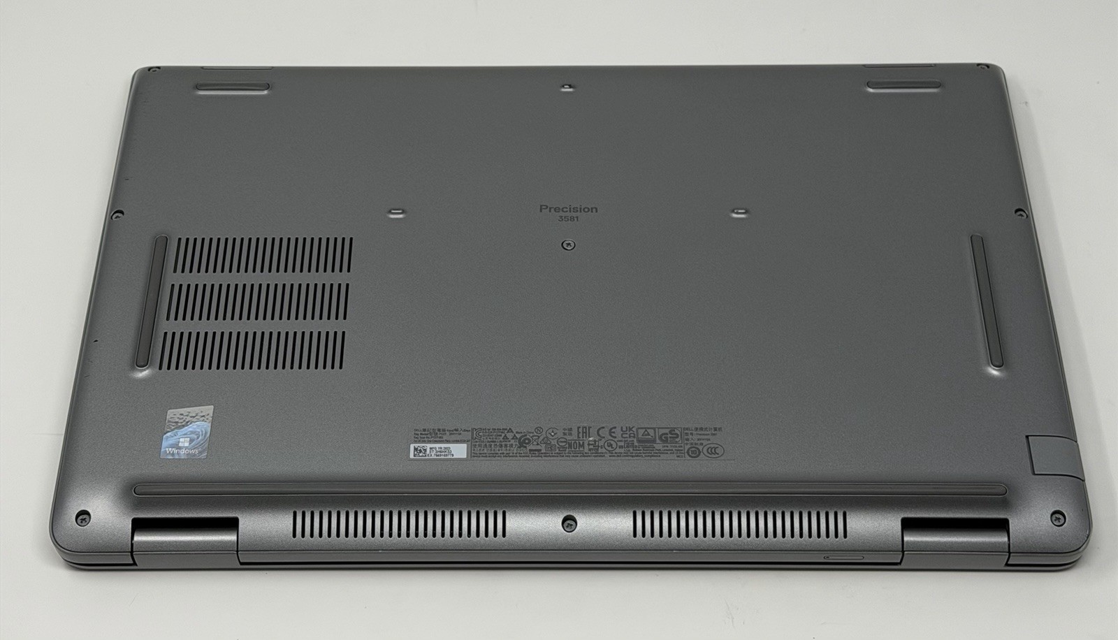 [B+] Dell Precision 3581 15.6″ Touch Laptop i7-13700H 16GB 1TB SSD WIN11P