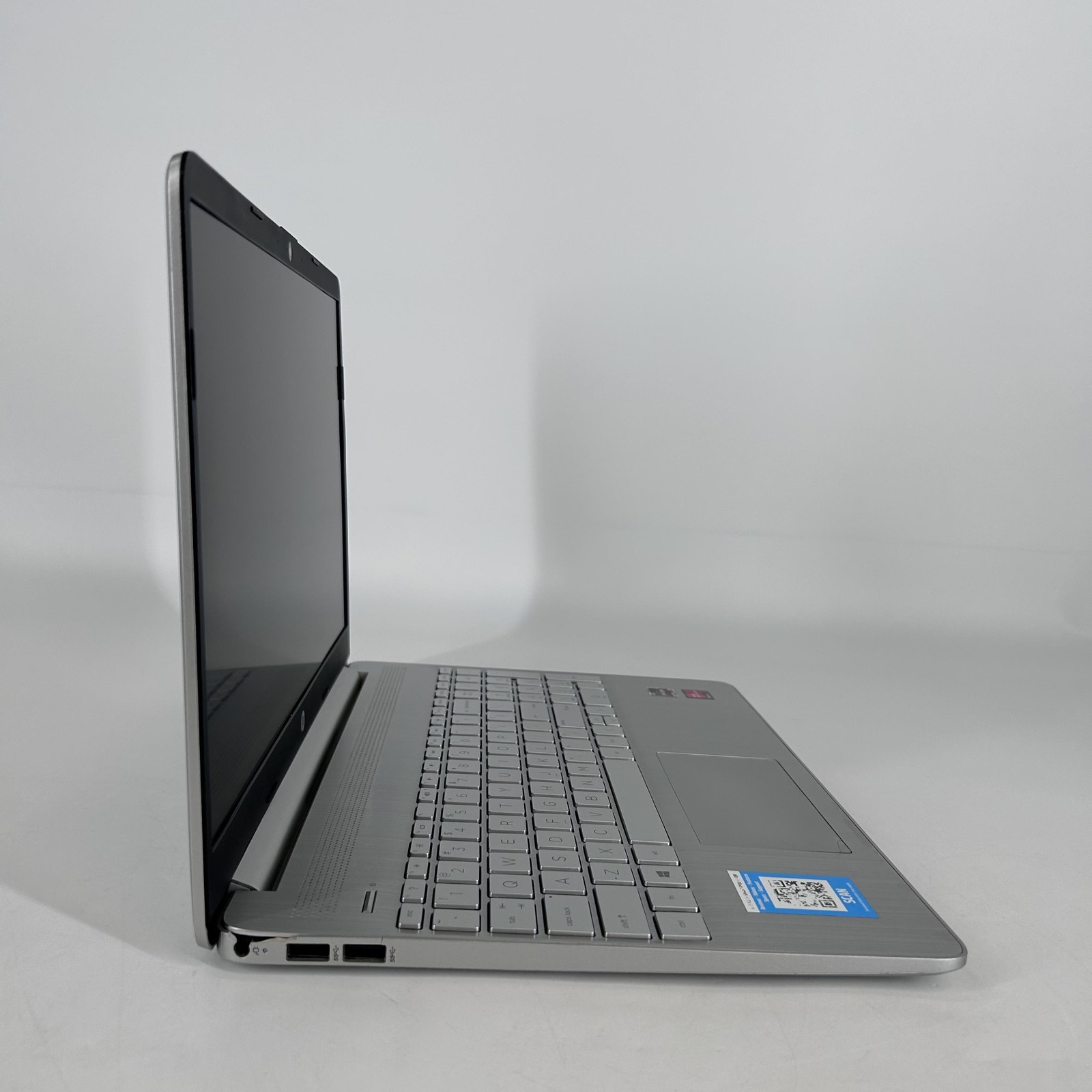 HP Pavilion 15 FHD 2.0 GHz Ryzen 7 4700U 16GB 256GB SSD Very Good – Frame Split