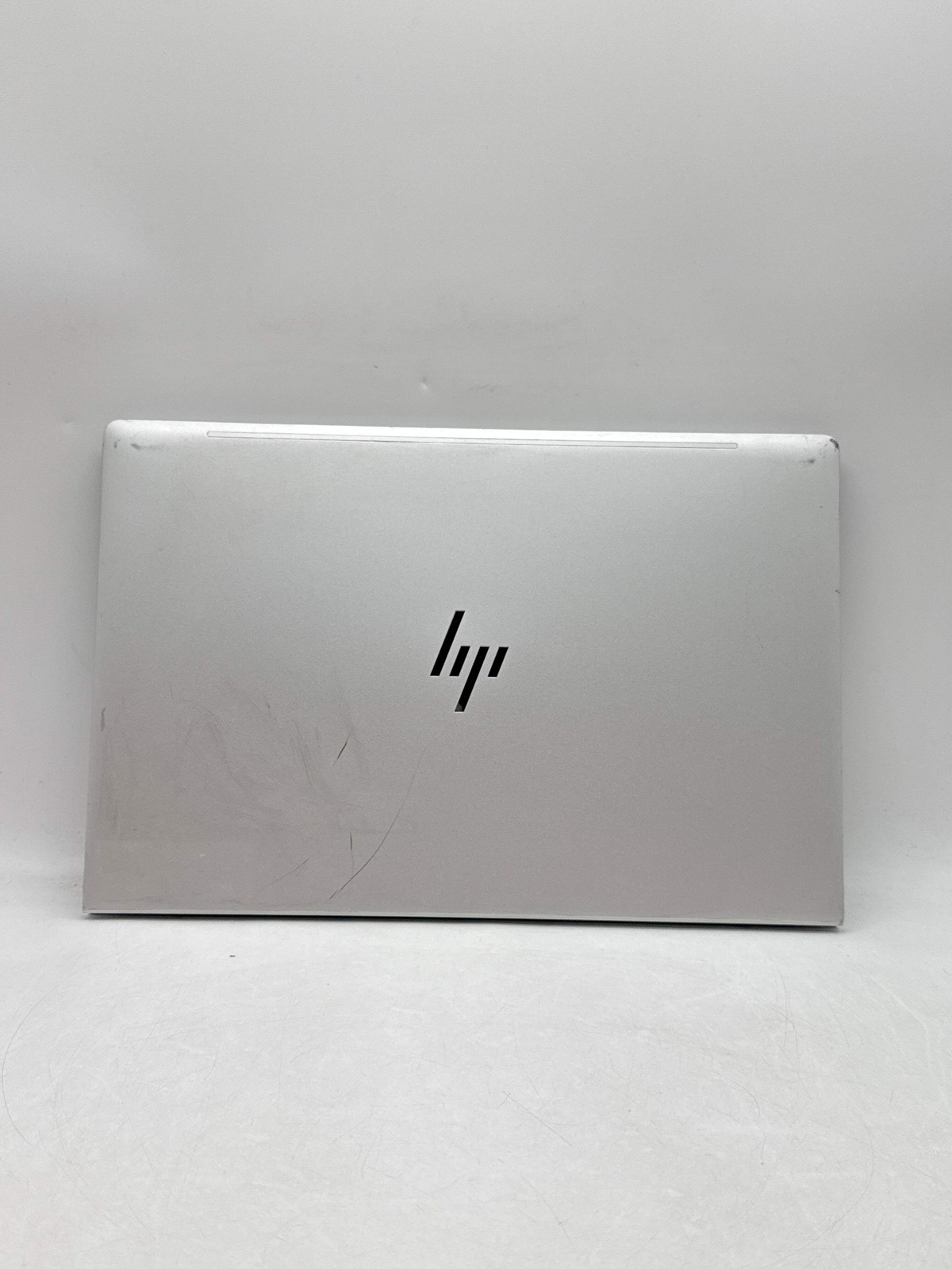 HP EliteBook 640 G10 14.0″ FHD Touch Core i5-1335U 1.30GHz 256GB SSD 8GB RAM