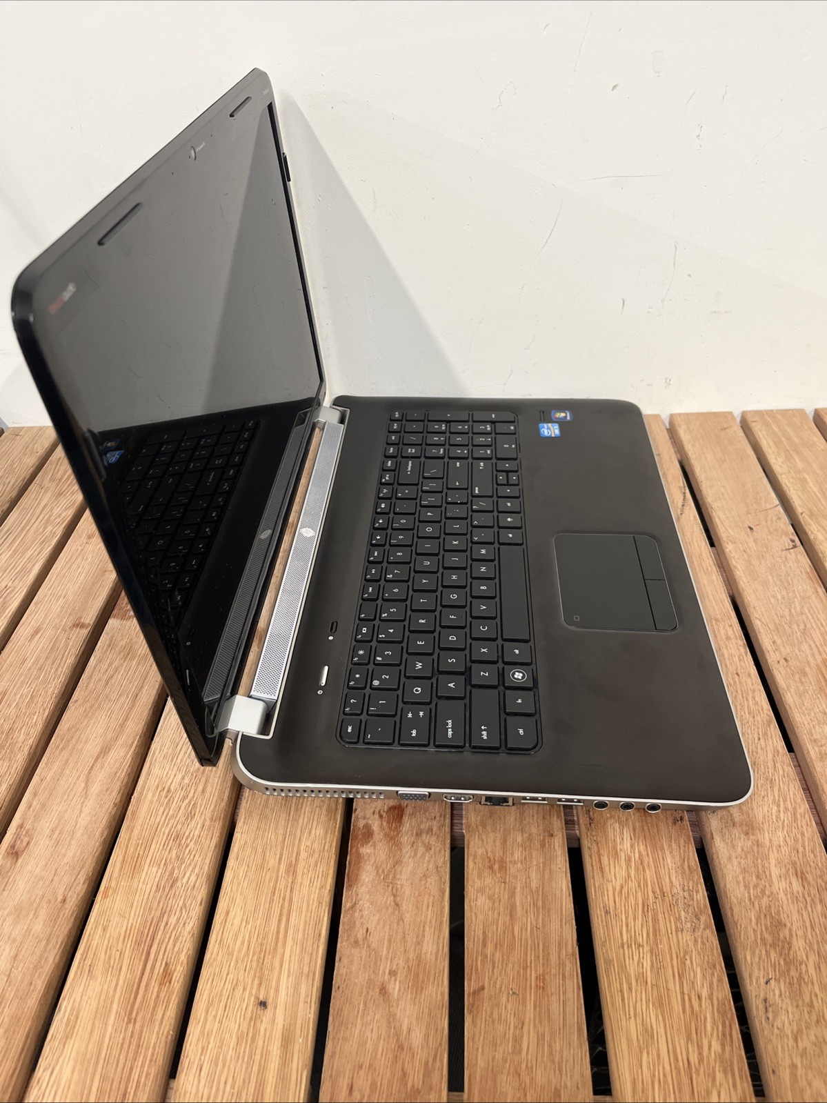 HP Pavilion dv7 Laptop Core i5-2410M 2nd Gen 8GB RAM 500GB HDD Win10 OEM Charger