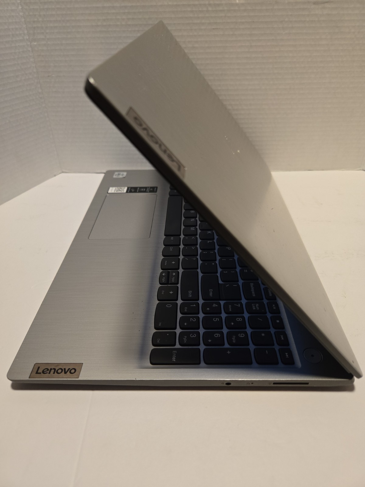 Lenovo IdeaPad 3 15.6″ Touchscreen i5 10th 1.19GHz 4g 128g Win11 ✋🏾READ DETAILS