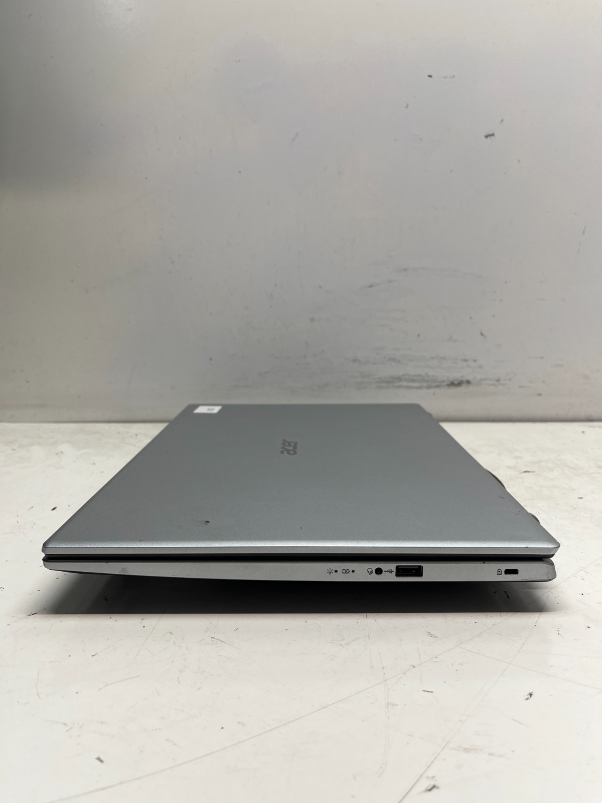 Acer A317-53 Intel Core i3-1115G4 3.00GHz 8GB No HDD