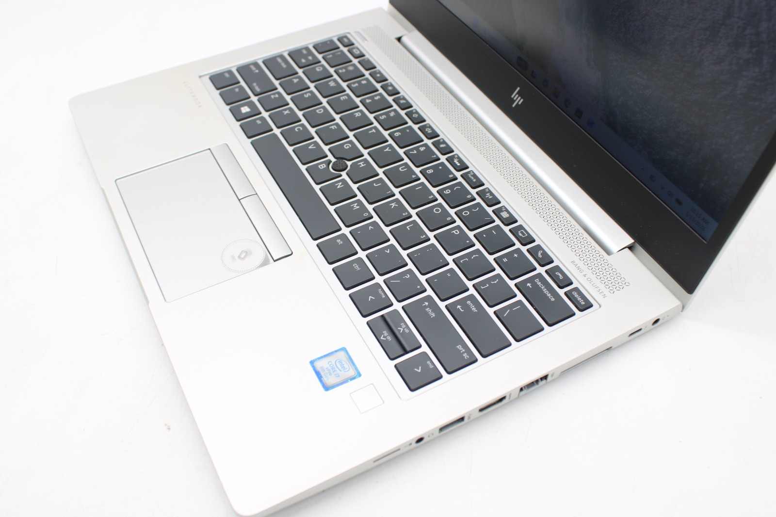 HP Elitebook 830 G6 – W11 Pro, 256GGB SSD, 16GB RAM, Intel i7-8665U w/ Charger