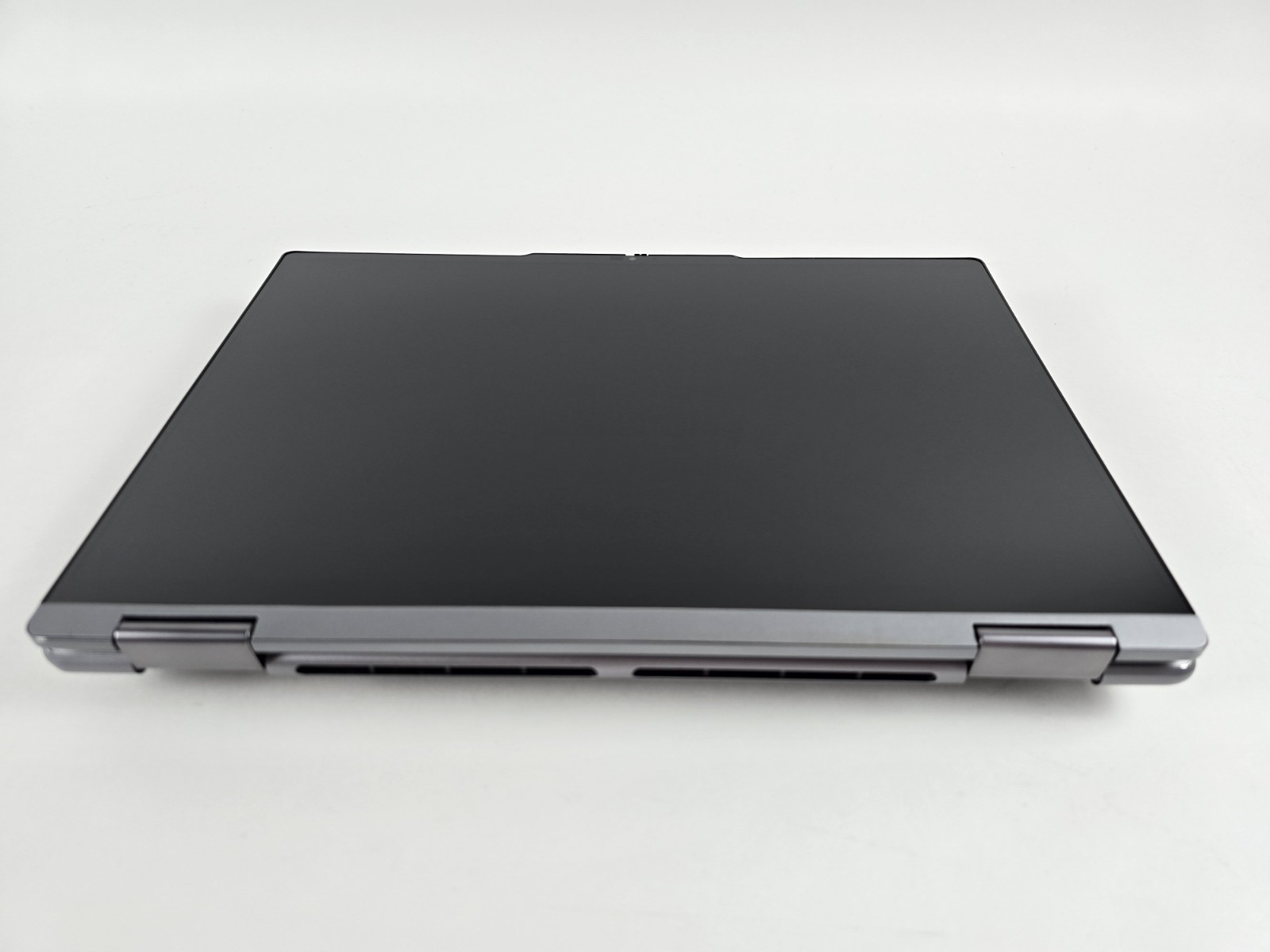 Lenovo Yoga 7 14″ WUXGA Touch 2-in-1 Ryzen 7 8840HS 16GB 1TB SSD – Used- READ
