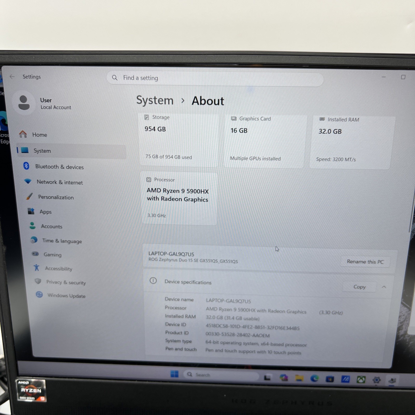 Asus ROG Zephyrus Duo 15 SE FHD TOUCH Ryzen 9 5900HX 32GB RAM 1TB RTX 3080 READ