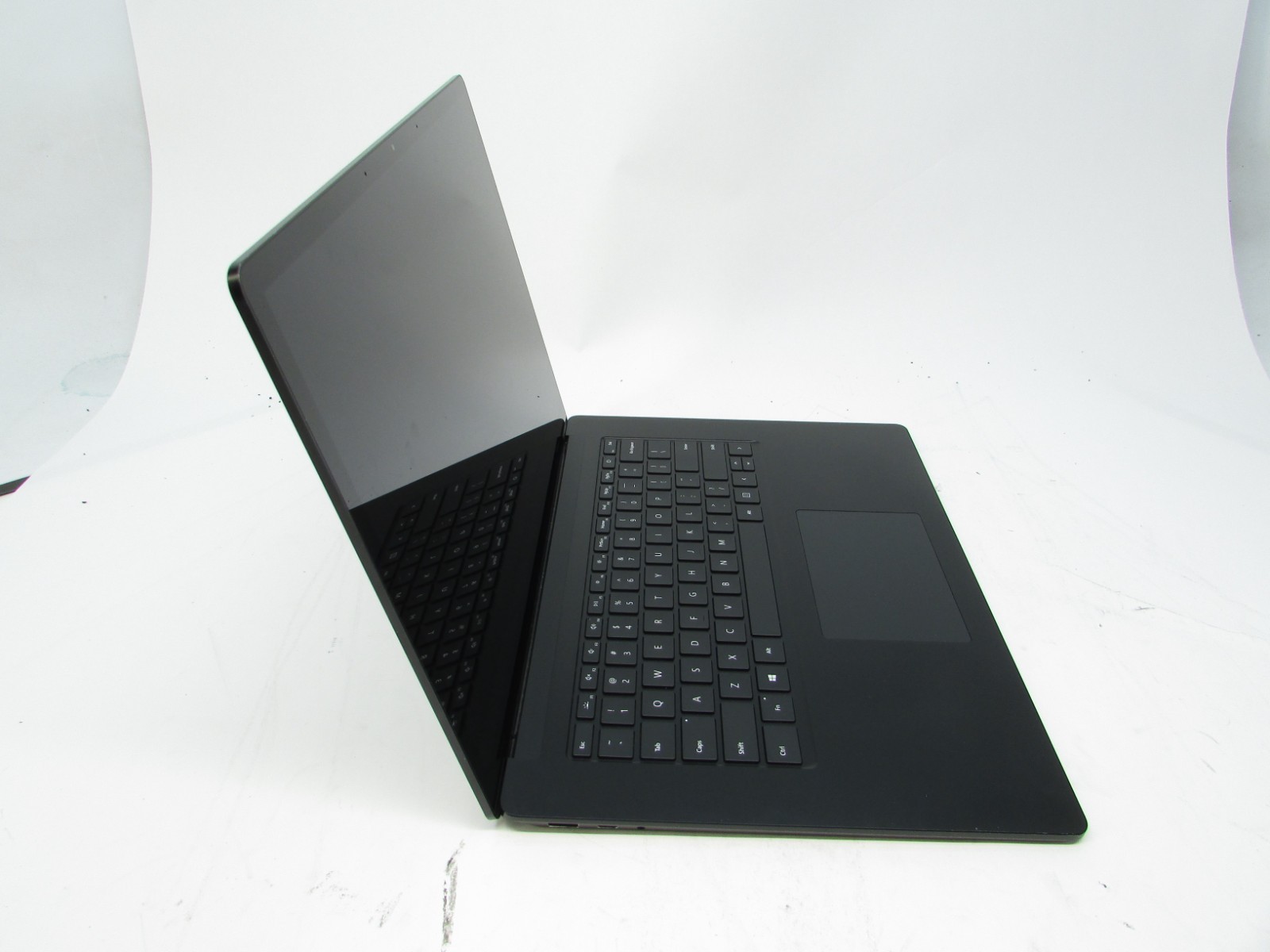 Microsoft Surface Laptop 3 1872 Touch 15″ i5-1035G7 1.2GHz 16GB RAM 256GB No OS