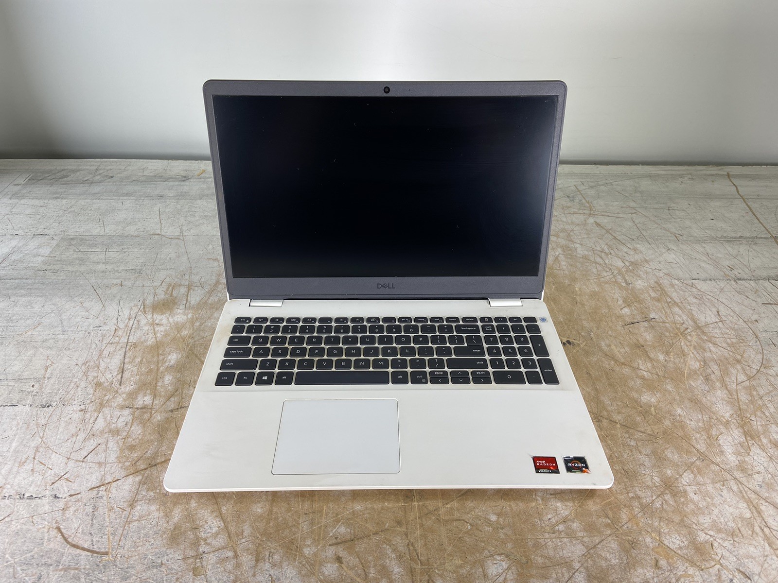 DELL INSPIRON 3505 RYZEN 3 3250U @ 2.60GHz, 16GB RAM, NO HDD/OS – (FOR PARTS)