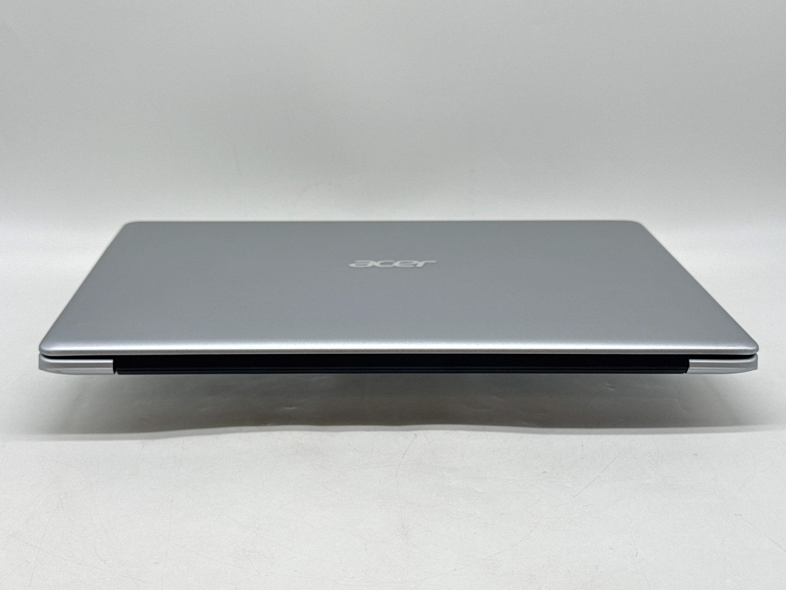 Acer Swift 1 SF113-31 13.3″ Intel Pentium N4200 4GB 64GB eMMC Used