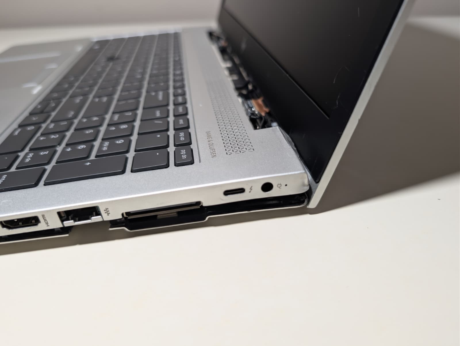 Read! HP EliteBook 850 G6 | i7 8th Gen 4GB RAM NO SSD | Backlit FPS Boot to Bios