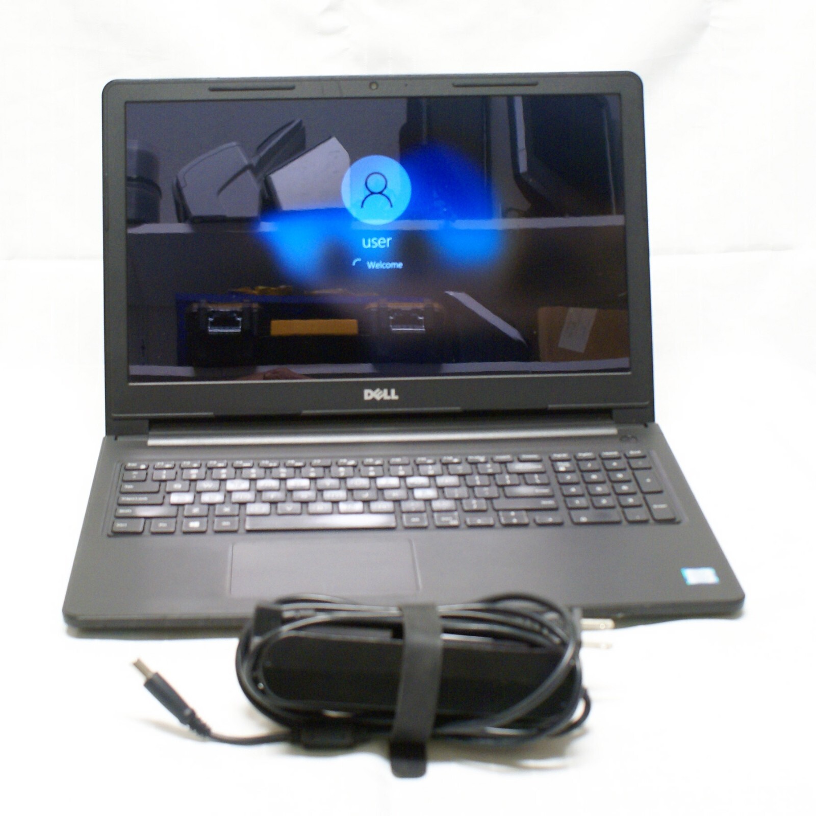 Dell Inspiron 15-3567 15.6 in i3-7100u 2.40Ghz 16GB 512Gb SSD Win 11 Home Touch