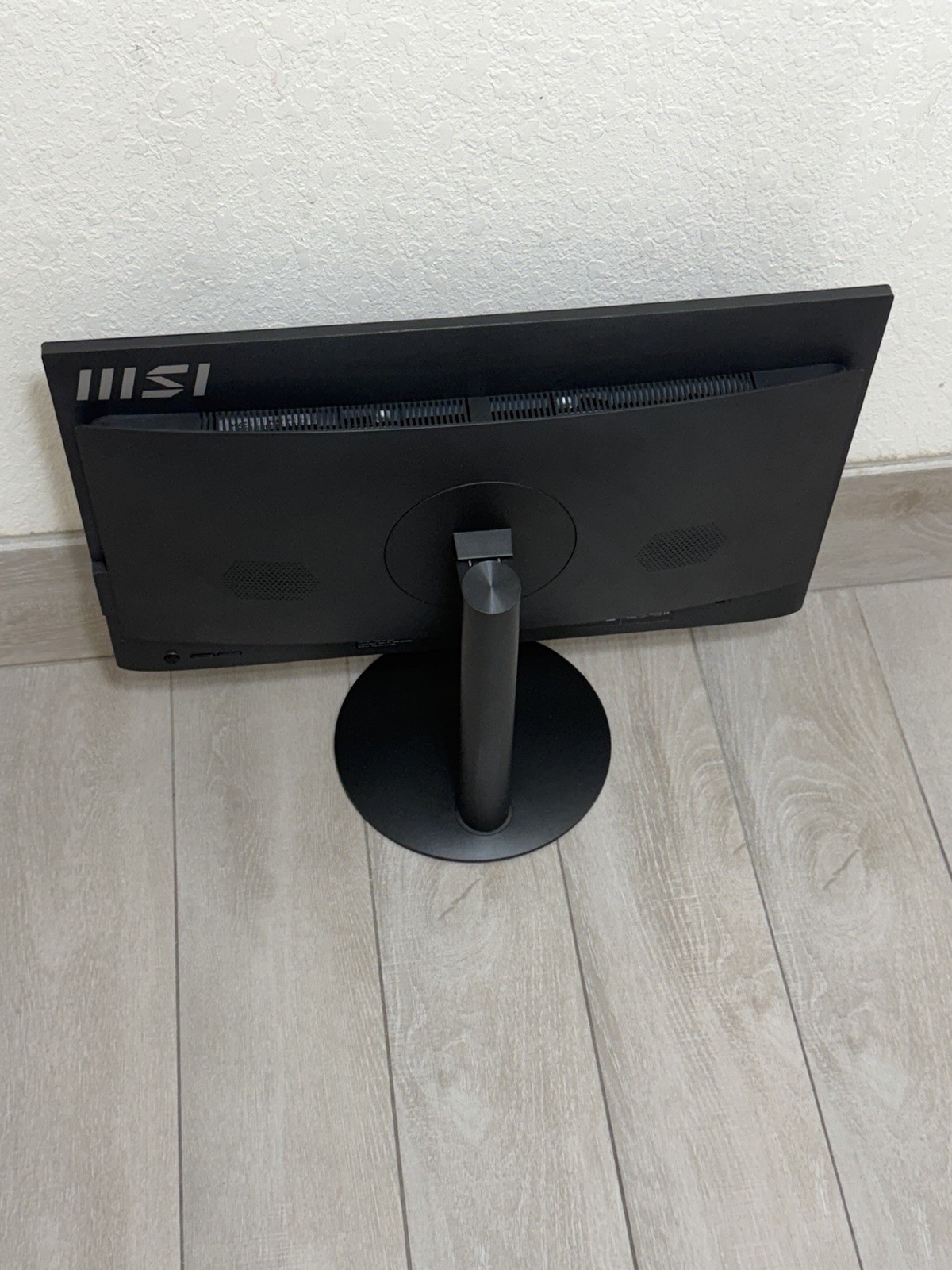 MSI MS-AE04 PRO AP241Z 24″ All-in-One Desktop Ryzen 5 5600G 500GB NVMe 8GB RAM