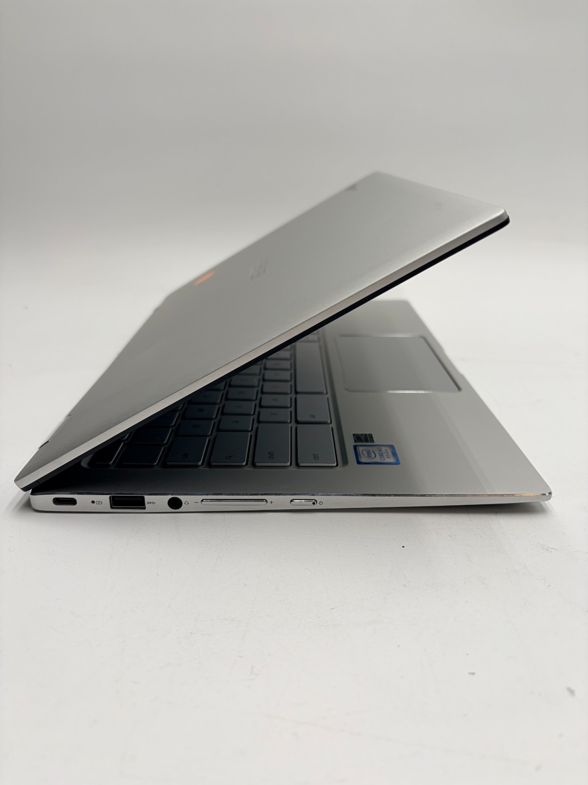 ASUS Chromebook (C434T) 14” Laptop | m3-8100Y @ 3.40GHz | 8GB RAM | 64GB HDD