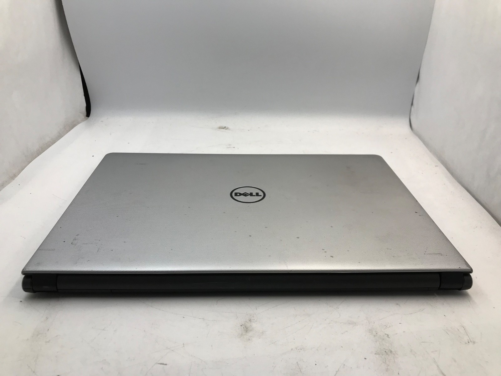 Dell Inspiron 5555 AMD A6-7310 Radeon 4- 2.0GHz 17″- MISSING KEYS-MZ