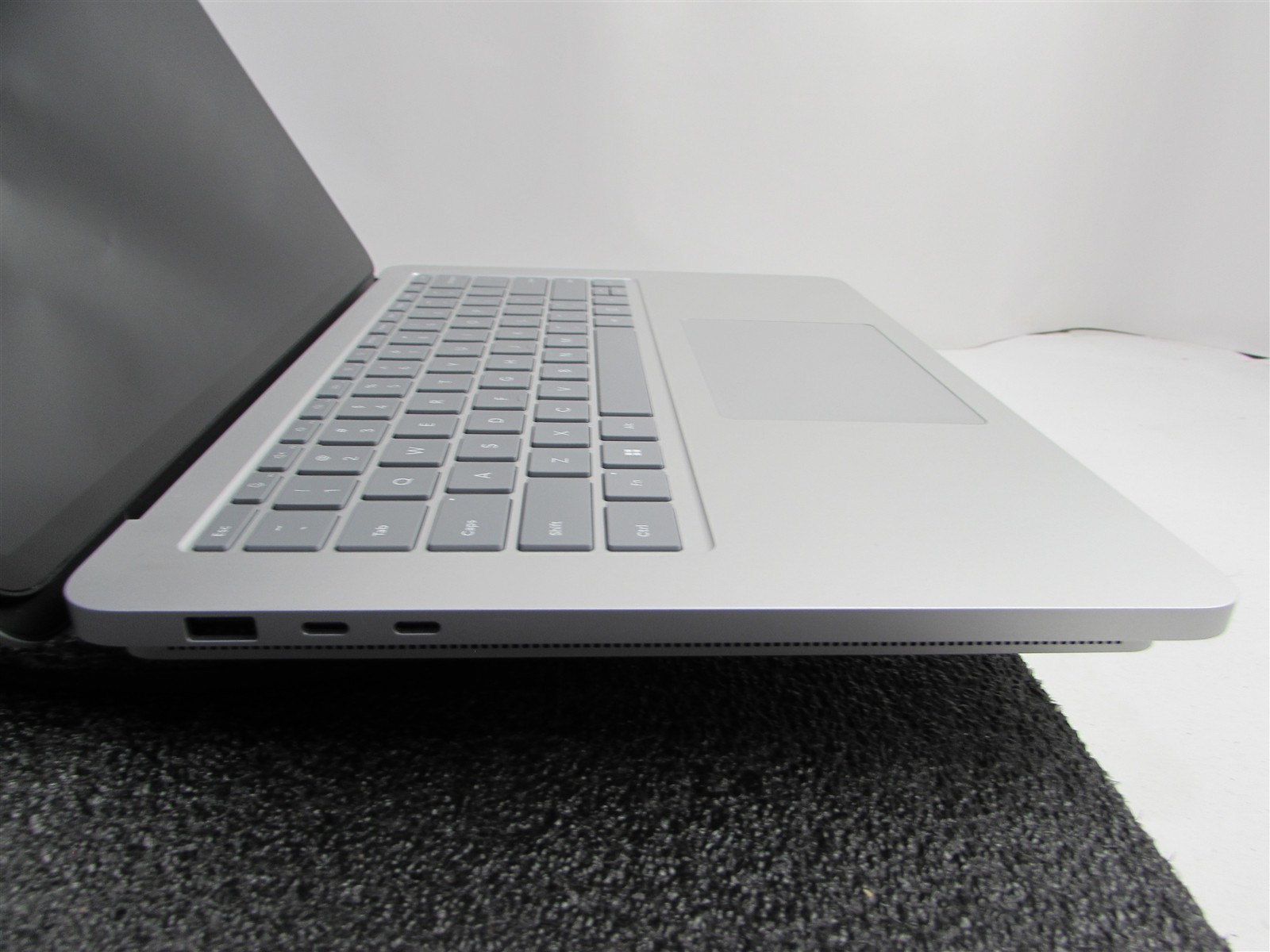MICROSOFT SURFACE LAPTOP STUDIO 2 2029 I7-13800H 1TB 32GB RTX 2000 ADA WIN 11