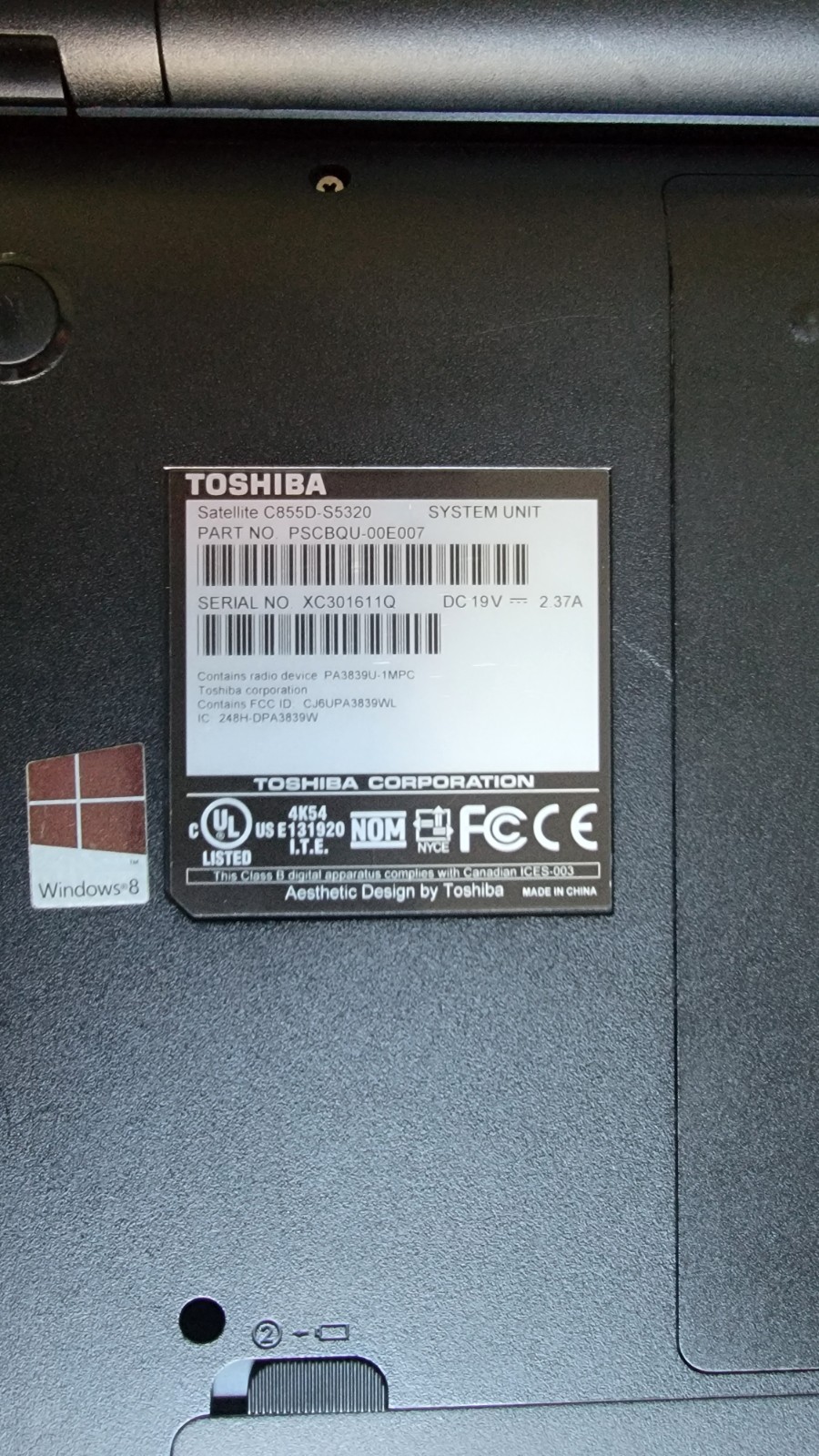 2x Toshiba Satellite C855D Laptop AMD E2-1800 1.7 GHz 8GB RAM 500/300 GB Win 10