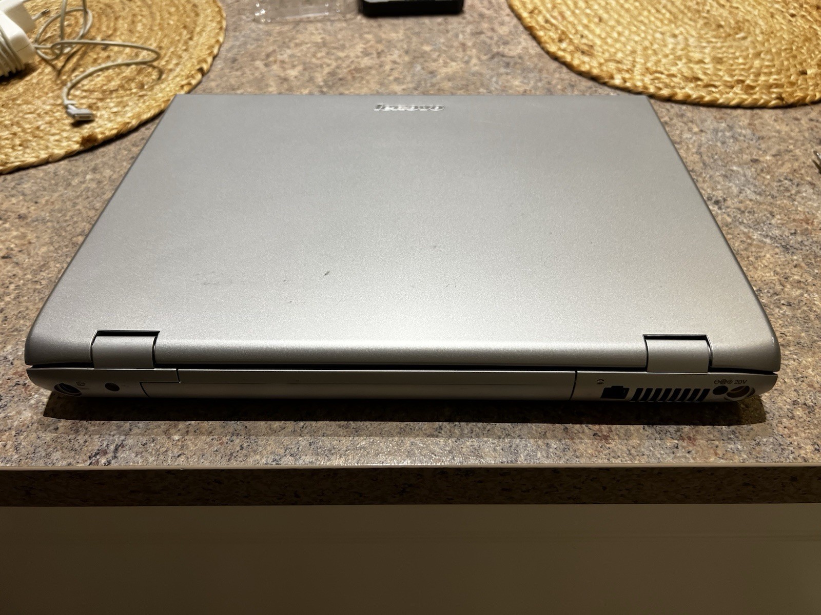Lenovo 3000 N200 0769 ECG Laptop Intel® Pentium®“ T2390 2GB RAM 250GB HDD