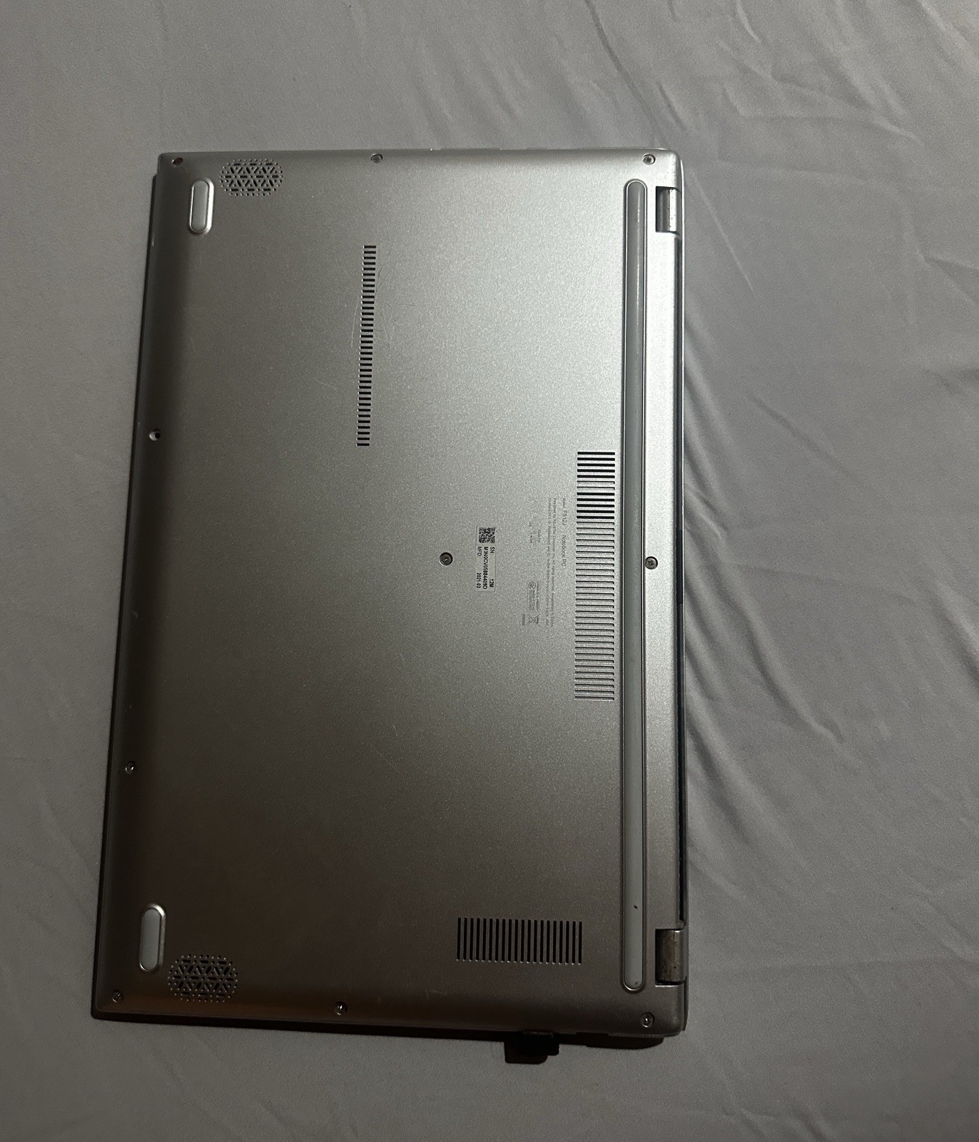 Laptop ASUS VivoBook 15 – i3 10ª Gen / 12GB RAM / SSD / Windows 11 Pro