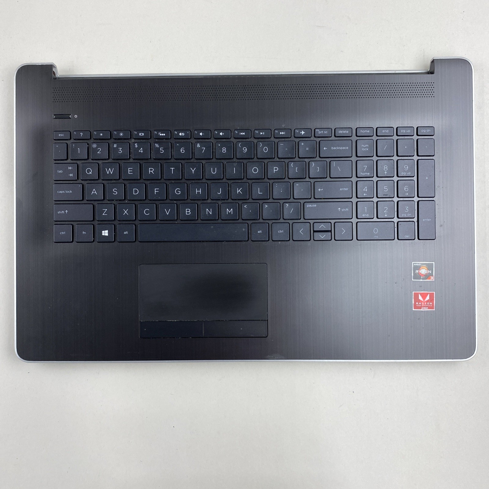 HP 17-ca1055cl Ryzen 3-3300U 2.10GHz 8GB RAM No Battery No HDD No OS No Screen