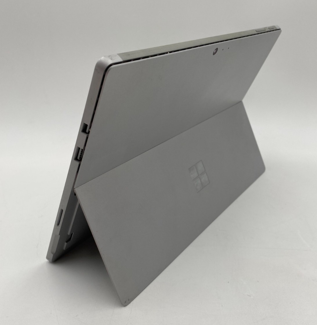 Microsoft Surface Pro5 1796 Tablet i5-7300U 4/128GB SSD DDR3 Silver FAIR/S2/READ