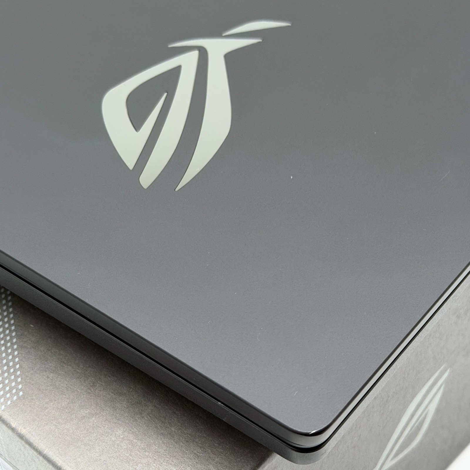 Asus ROG Strix SCAR 18 Gaming Laptop 18″ 2.5K Ultra 9 64GB RAM 2TB RTX 5090 24GB