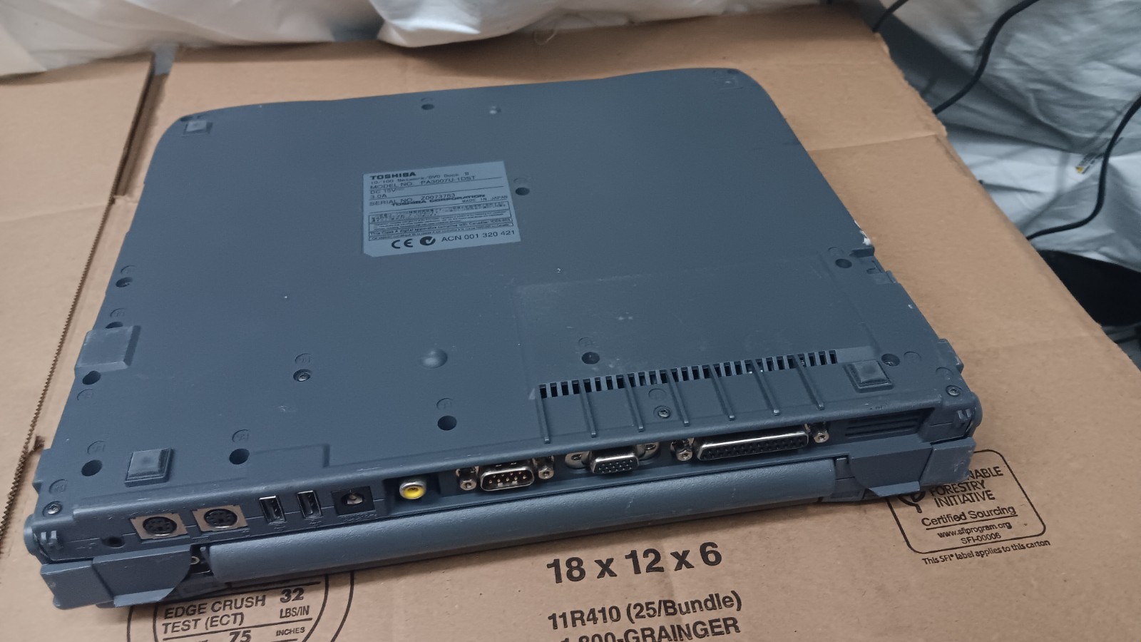 Vintage Toshiba Portege 7100CT Laptop Windows XP pro Docking station DVD Floppy