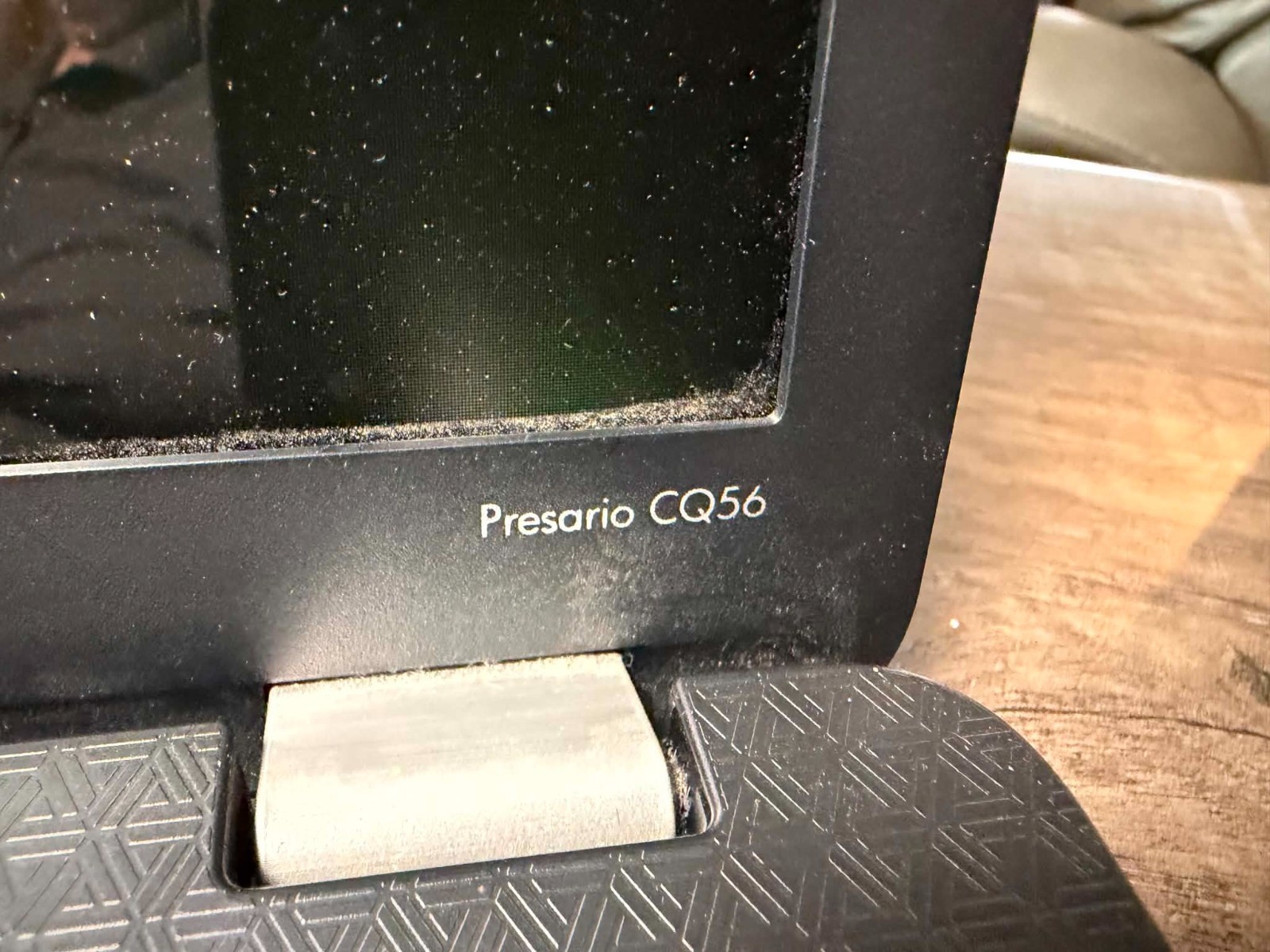Compaq Presario CQ56-115DX – 15.6″ AMD V-Series Processor UNTESTED