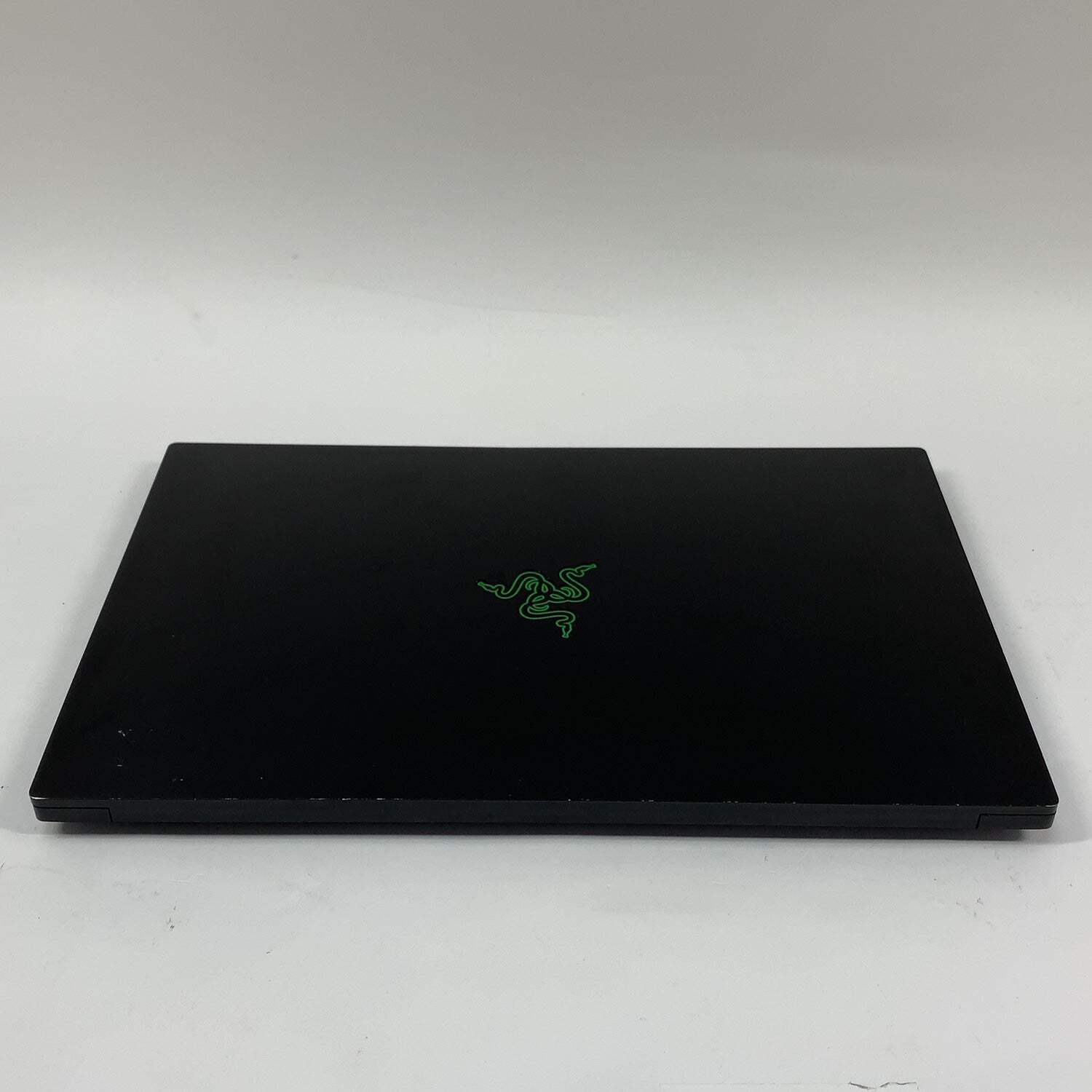 Razer Blade 15 RZ09-0421 i7-12800H 2.4GHz 16GB RAM 1TB SSD GeForce RTX 3070 Ti