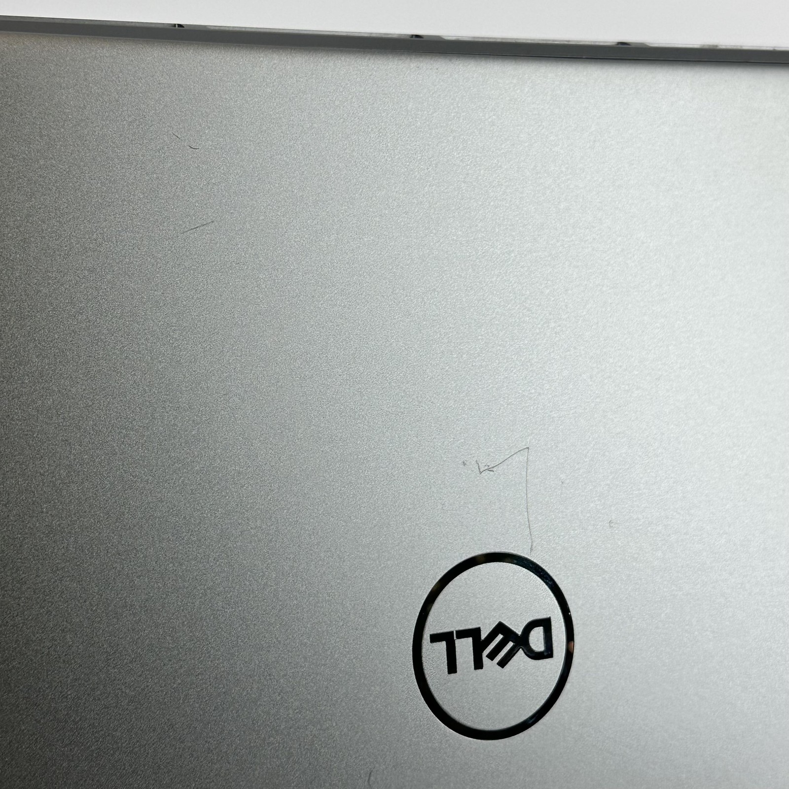 Dell Precision 7680 16 FHD+ 2.1GHz i7-13850HX 32GB 1TB SSD RTX 2000 Ada