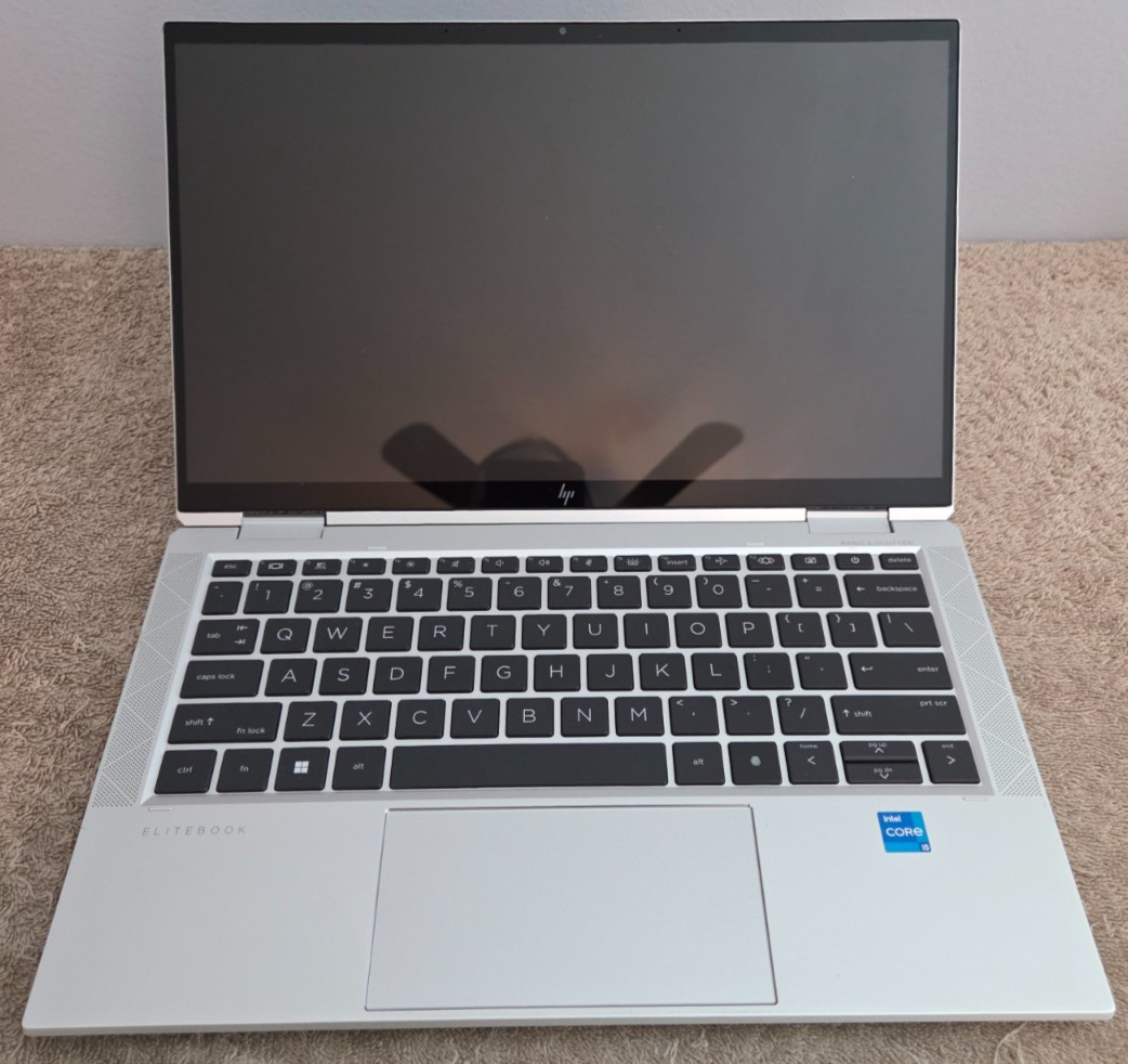 HP EliteBook x360 1030 G8 13.3″ 2-in-1 i5-1135G7 16GB Ram 500gb SSD Win 11 – C