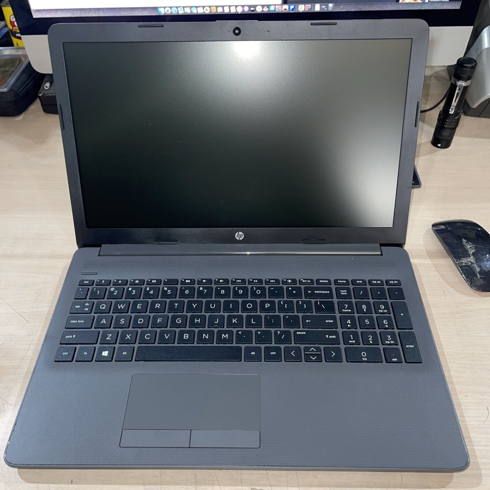 Hp 255 G7 Notebook AMD A4-9125 Radeon 4GB RAM NO HD ^