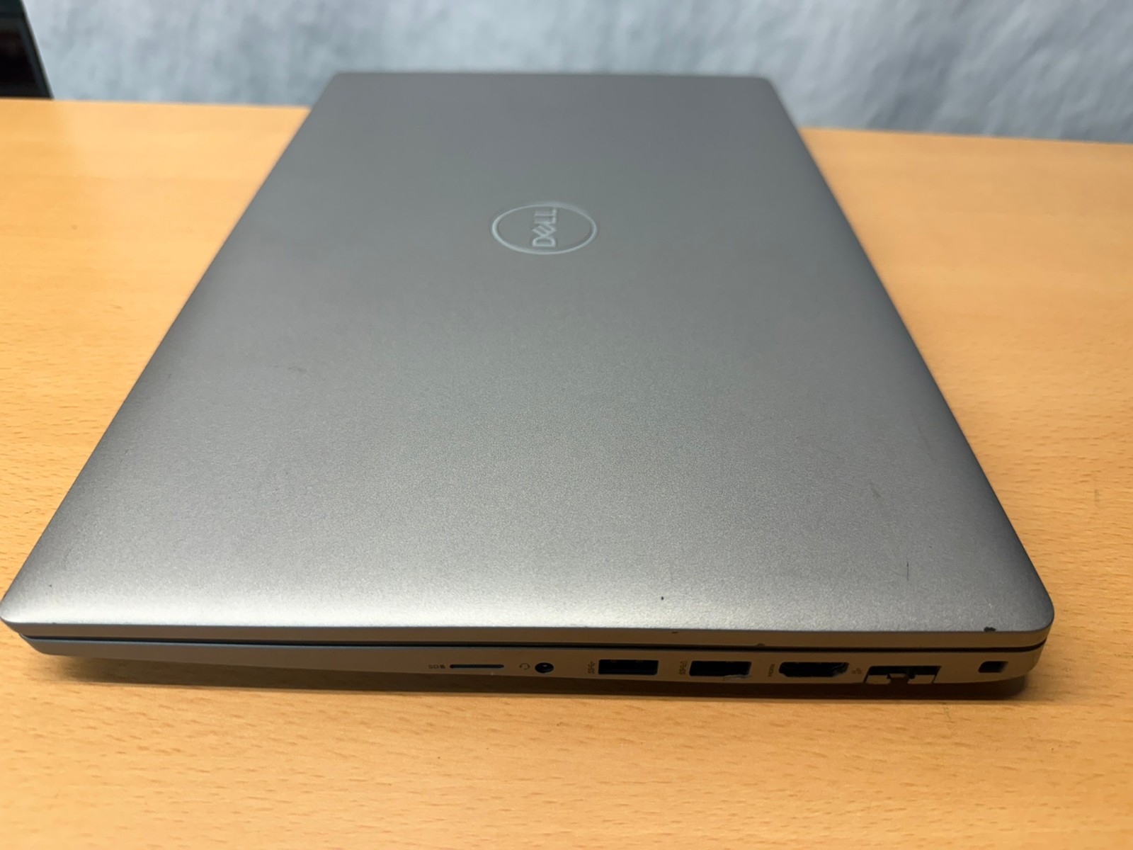 Dell Latitude 5520 i7-1185G7 32GB RAM 256GB SSD FHD Win11 BAD USB-A PORT – READ!