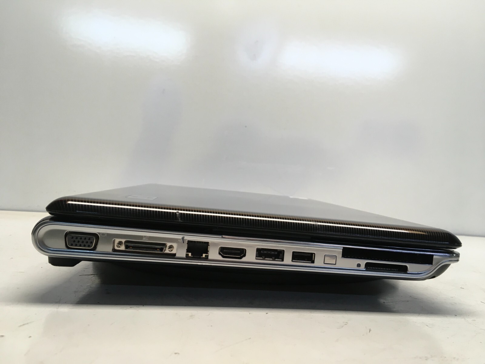 HP Pavilion DV6-1200 Intel Core 2 Duo T6500 2.1GHz 4 GB NO HDD No Batt