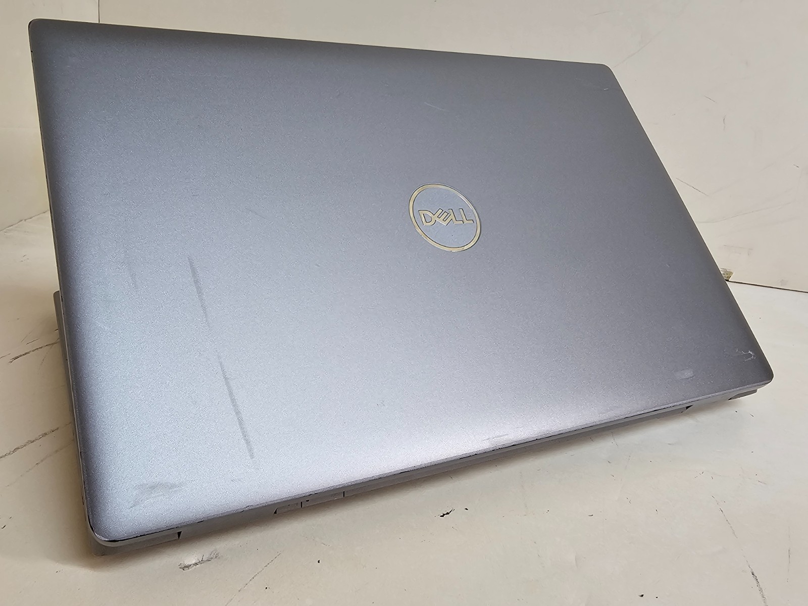 Dell Latitude 5520 Laptop – 2.6 GHz i5-1145G7 16GB 512GB 15.6″ Touchscreen SP30