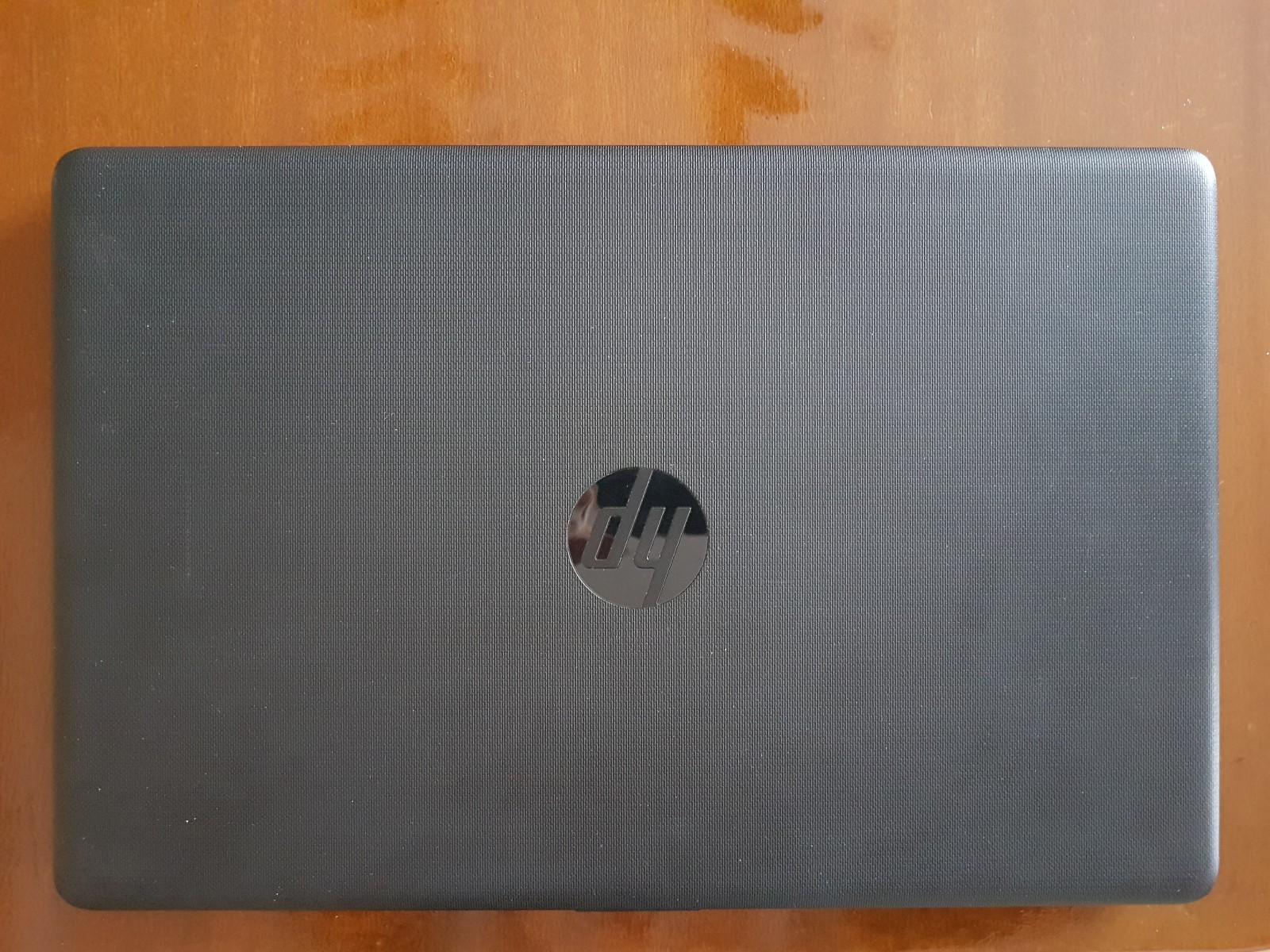 HP Laptop 15-db0011dx AMD A6-9225 Radeon R4 with No Hard Disk