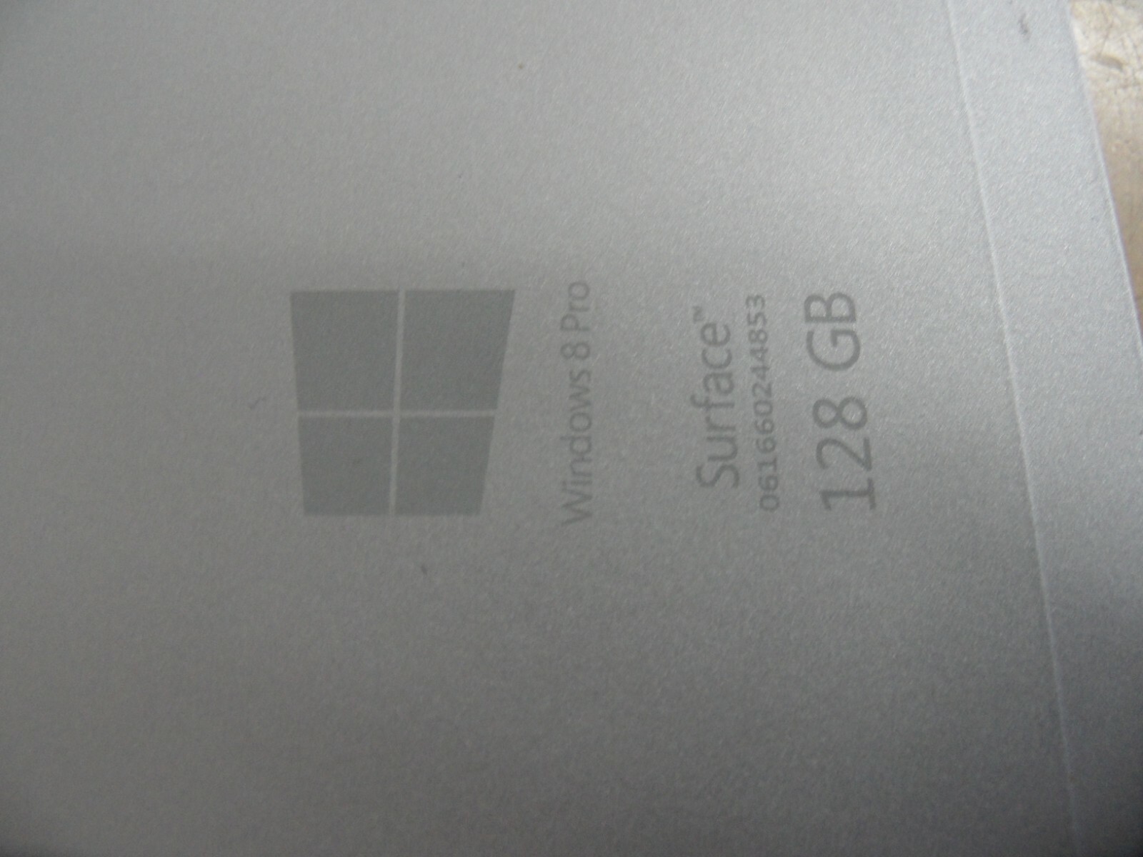 Microsoft Surface Pro 3 / Quad-Core Atom, 4GB RAM / For Parts / Cracked Screen
