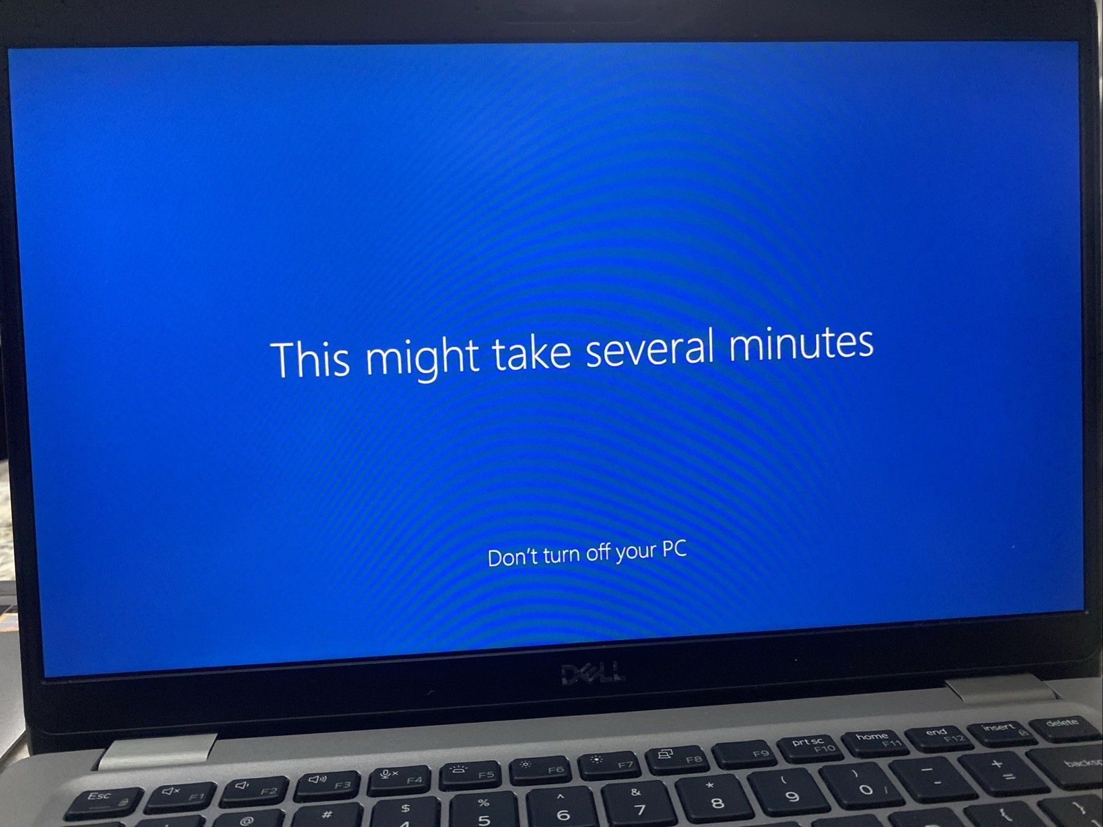 Dell Latitude 5310 13.3″ FHD i7-10610U 1.80GHz 16GB RAM 512GB SSD Windows 10