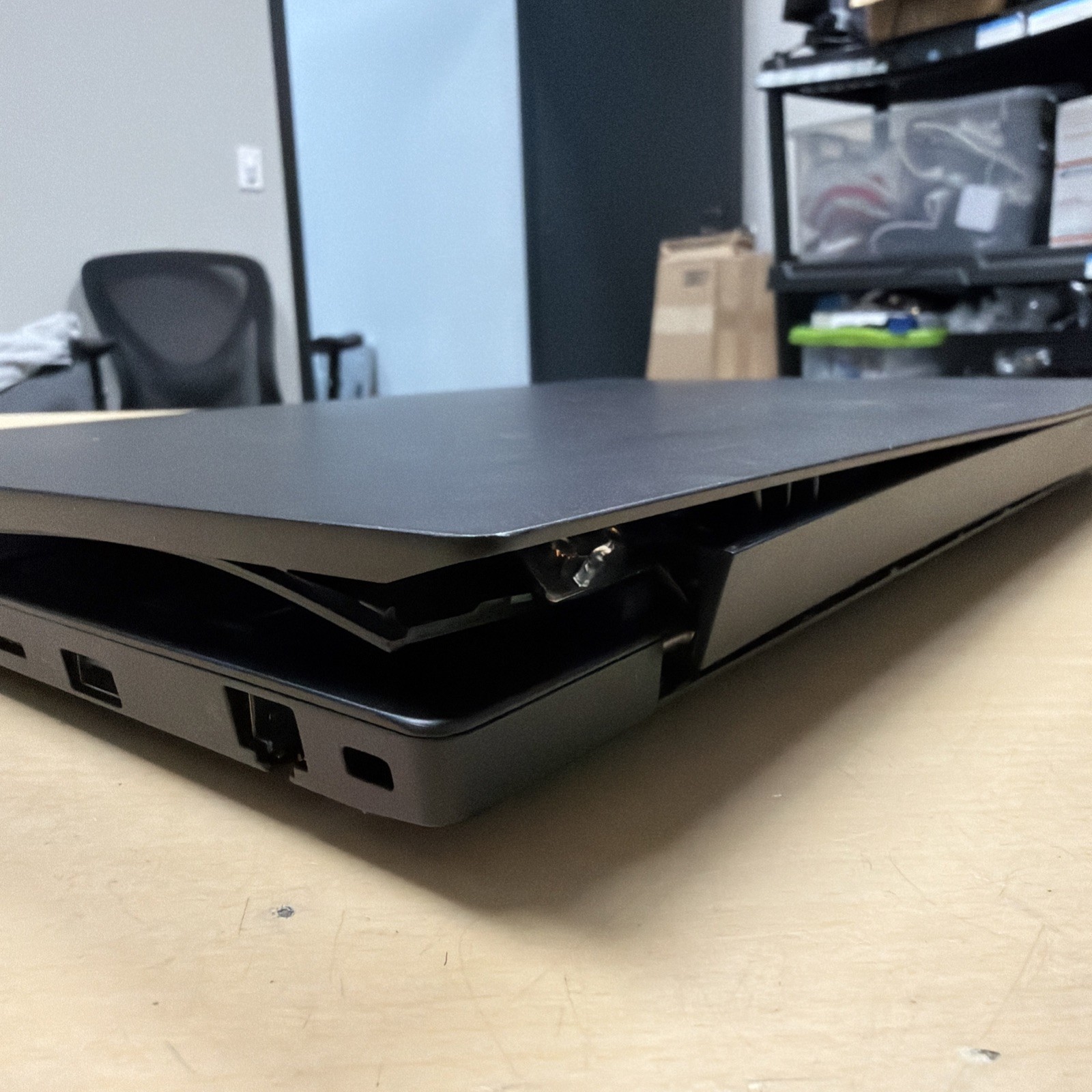 *PARTS Lenovo ThinkPad E590 i5-8265U 8GB RAM NO HD/OS