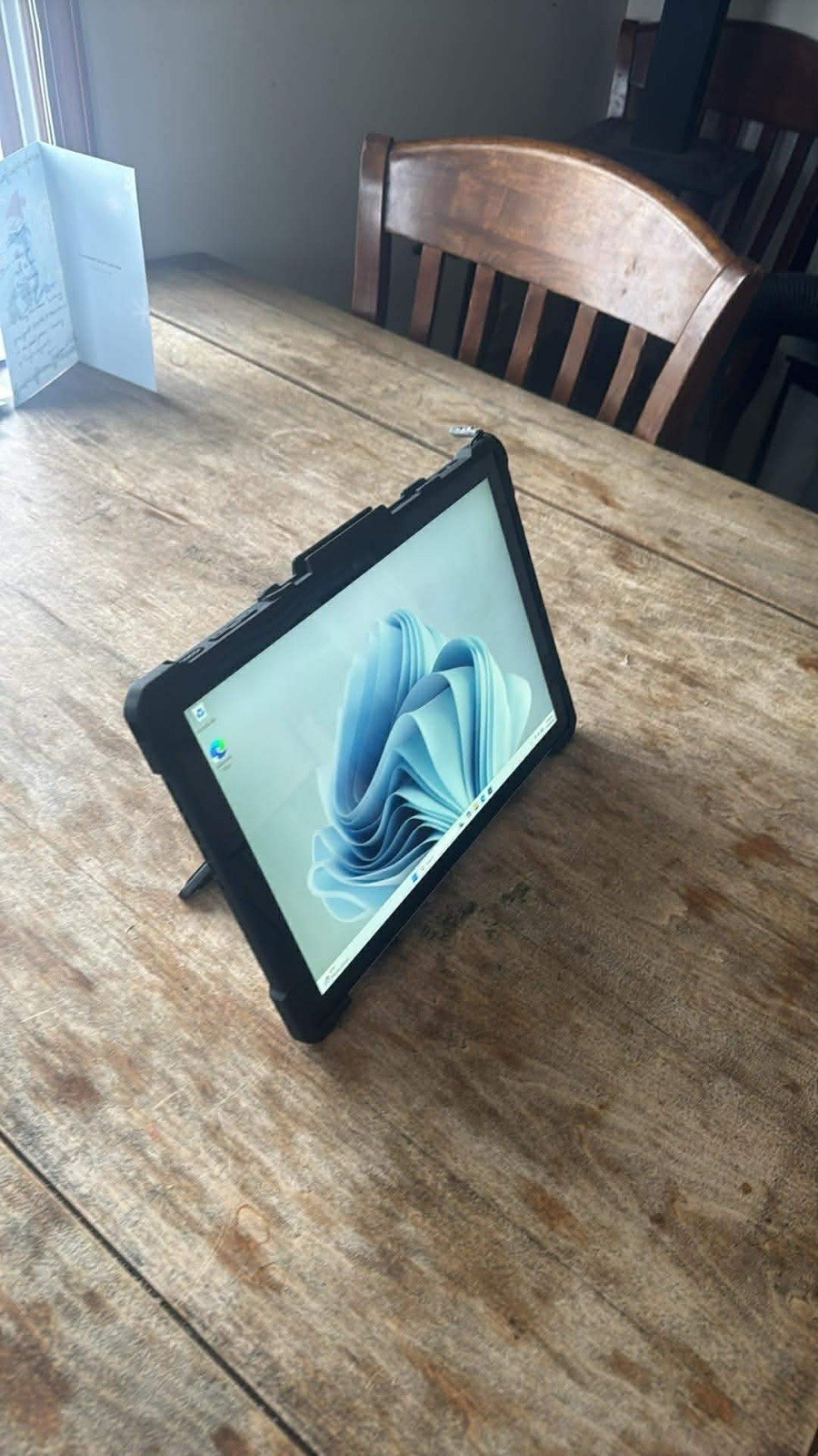 Microsoft Surface Pro 7 12.3″ (256GB SSD, Intel Core i5-1035G4, 8GB RAM) Laptop