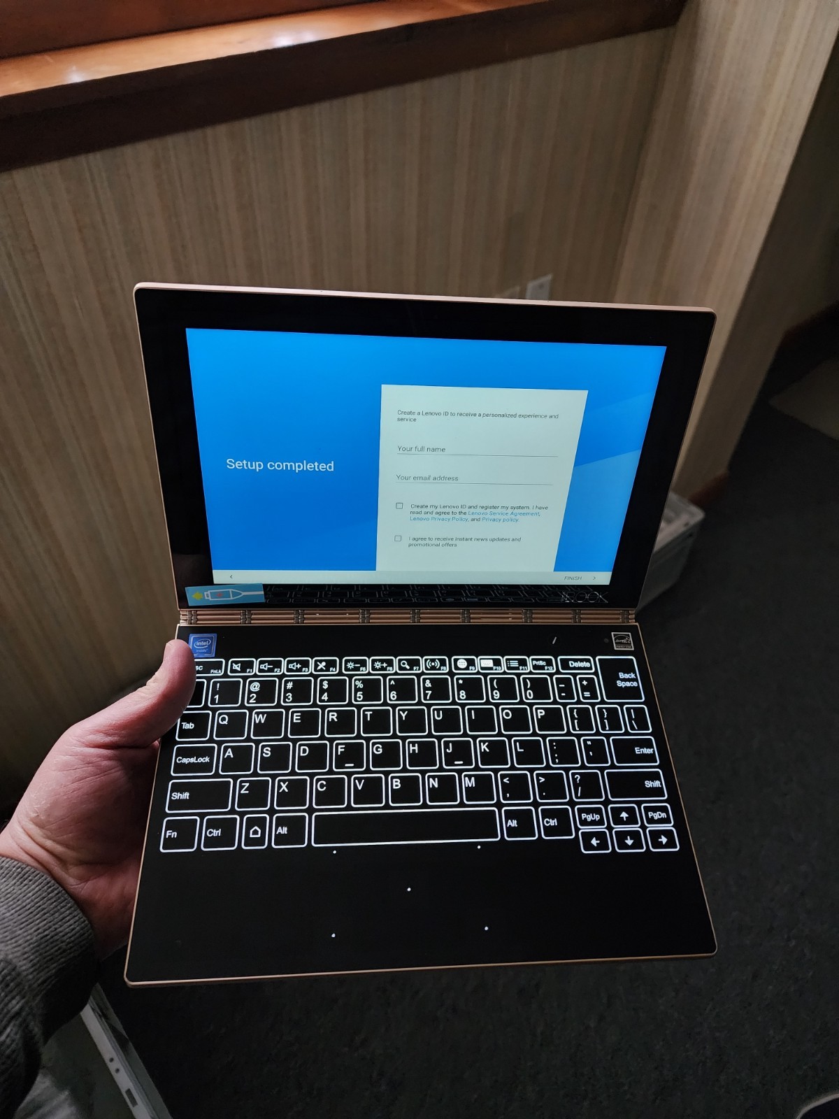 Lenovo Yoga Book YB1-X90F 10.1″ Atom x5-Z8550 2.4GHz 4GB RAM 64GB SSD