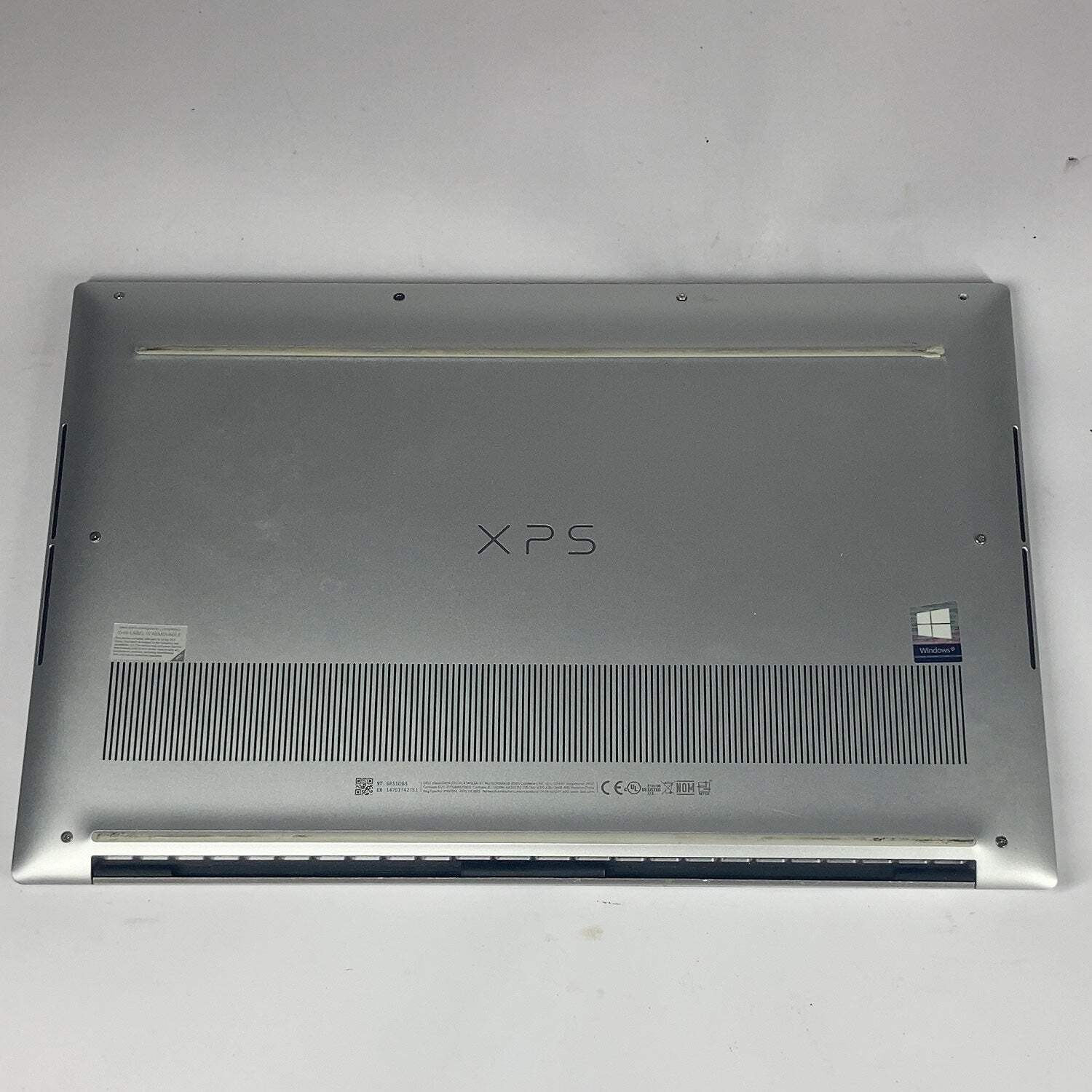Dell XPS 9520 15.6″ i7-12700H 2.3GHz 8GB RAM 512GB SSD RTX 3050 GPU WIN 11