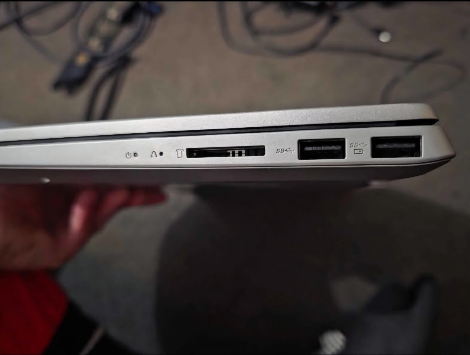 Lenovo IdeaPad S340 15.6″ 256GB SSD Intel Core i7 10th Gen (1.30 – 3.90 GHz) 8GB