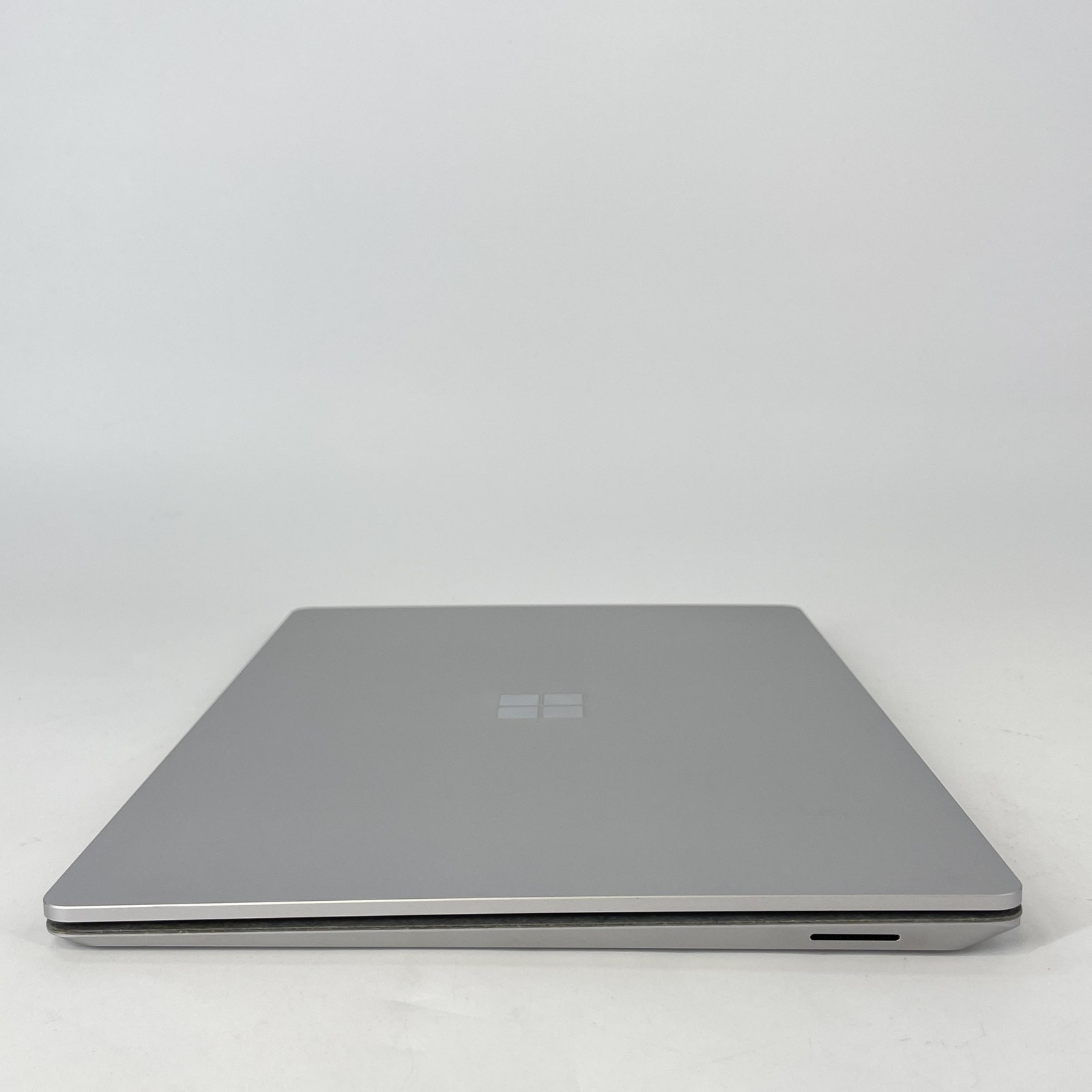 Microsoft Surface Laptop 5 13 2K TOUCH 2.5 GHz i5-1235U 16GB 512GB SSD Very Good