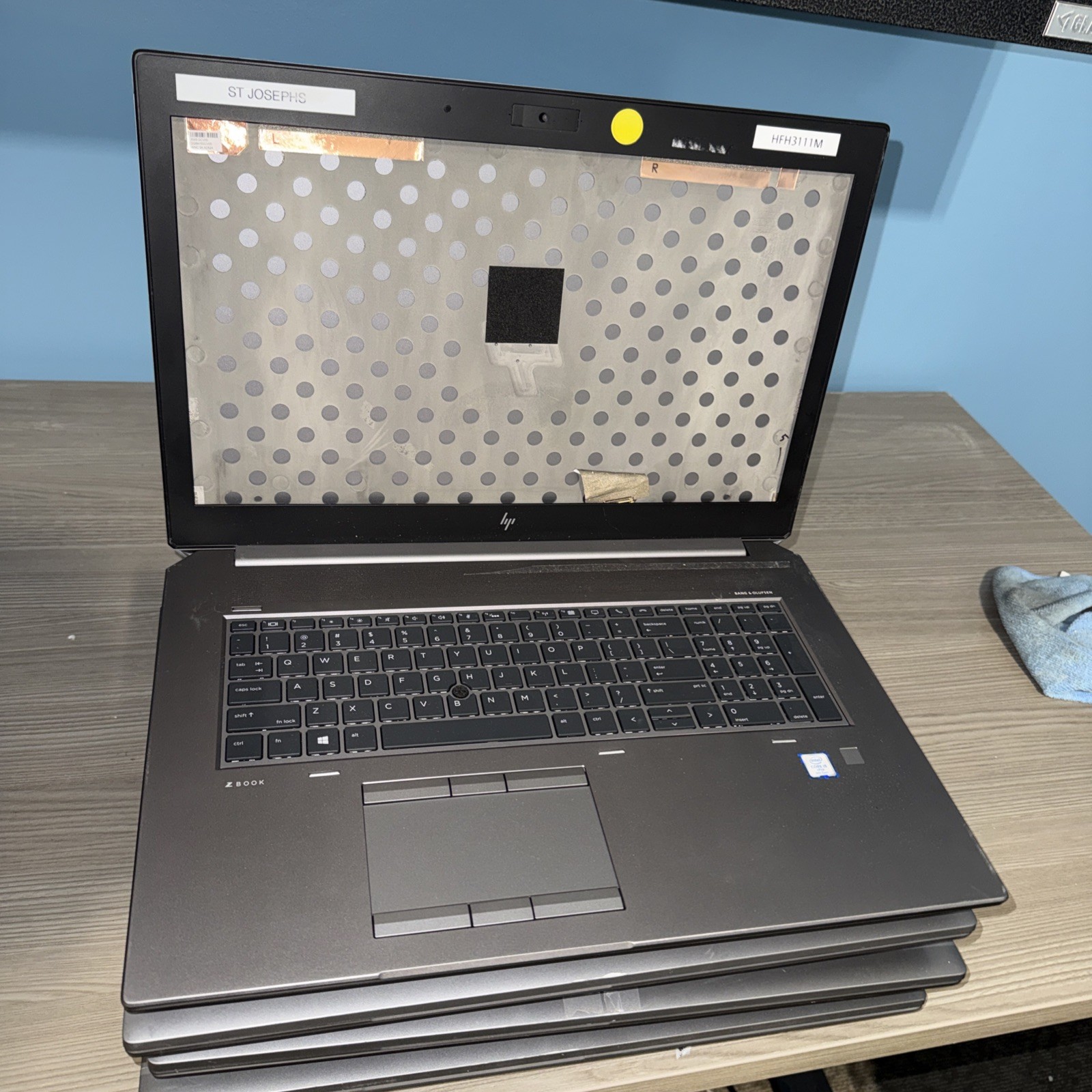 Lot of (5) HP ZBook 17 G5 G6 17″ Laptops Intel Core i5 8th 9th Gen 8GB RAM *READ